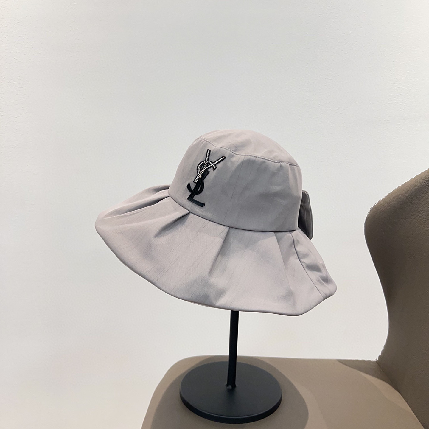 NO:358269,Special dust bag [YSL Saint Laurent] 2025 new large-edge four-season folding fisherman hat, versatile and daily style~ Must-have hats when going out of the street, fisherman hats, baseball hats, saint laurent, saint laurent, espadrilles, hats特配防尘袋【YSL圣罗兰】2025新款大沿四季款折叠渔夫帽,百搭日常款～出街必备帽子草帽渔夫帽棒球帽,帽子,saint laurent,saint laurent,espadrilles,hats,hat
