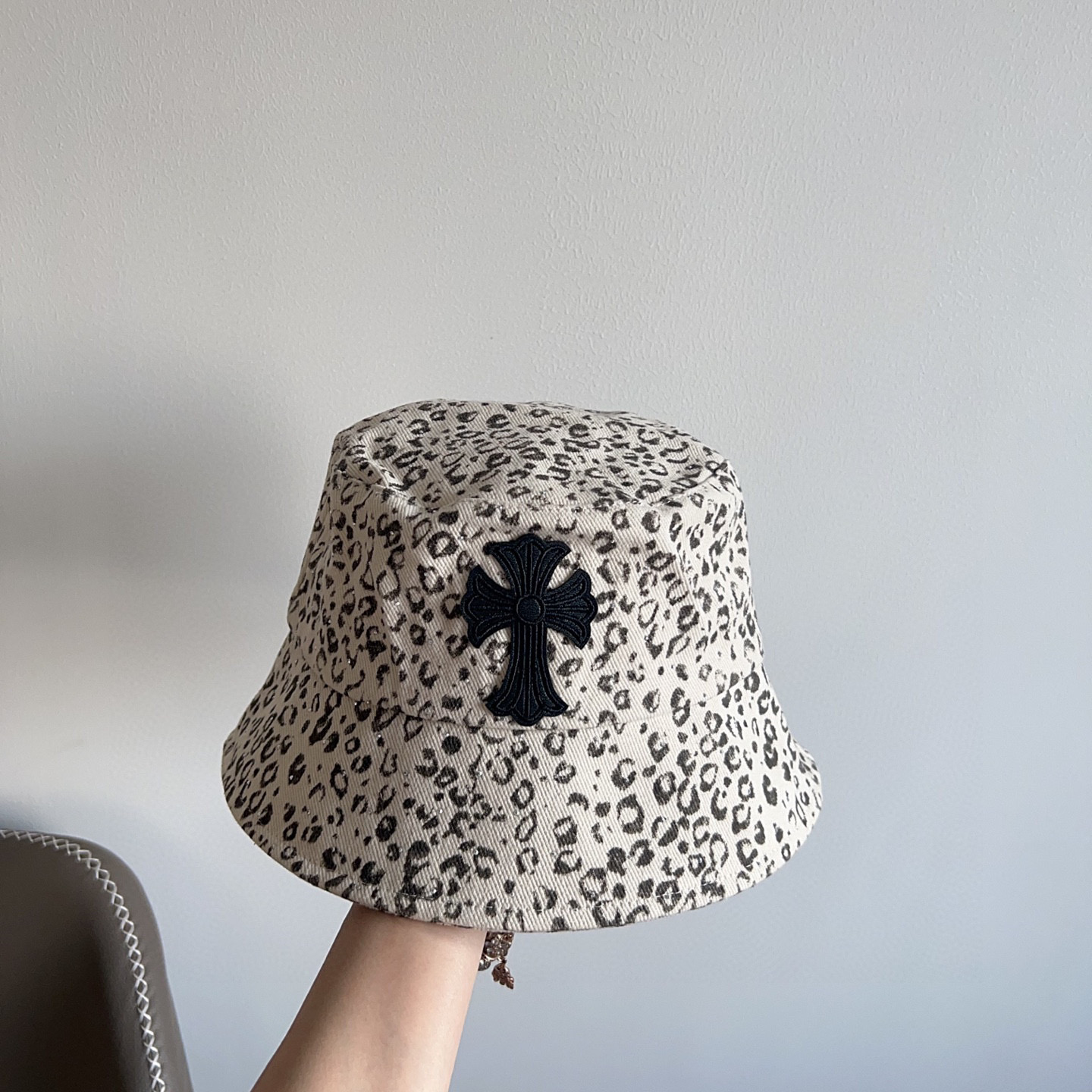 💛配防尘袋【克罗心】2025新款豹纹男女款简约渔夫帽，🔆百搭日常款～出街必备