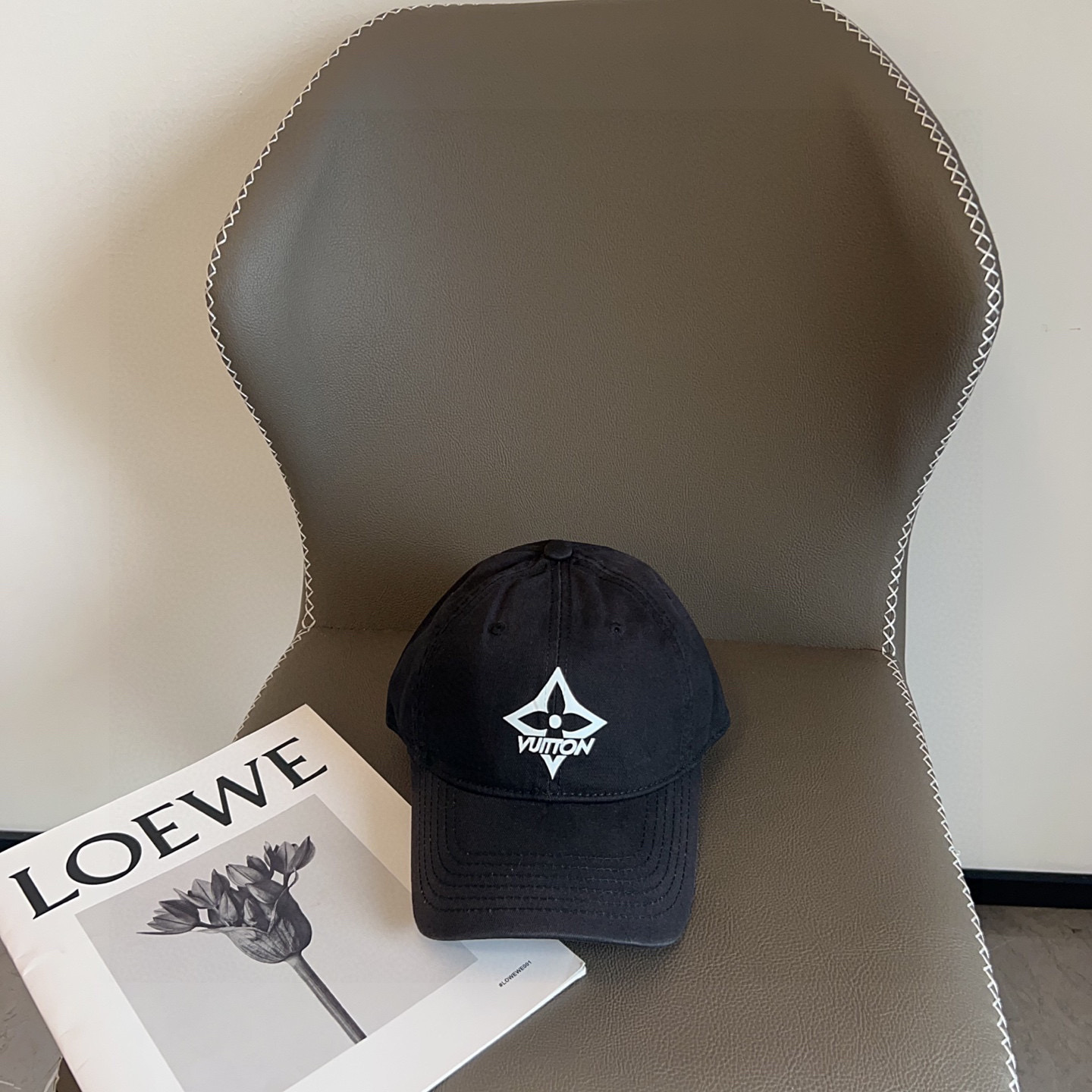 💛配防尘袋。【LV路易威登】2025新款简约大牌棒球帽，经典款，男女通用