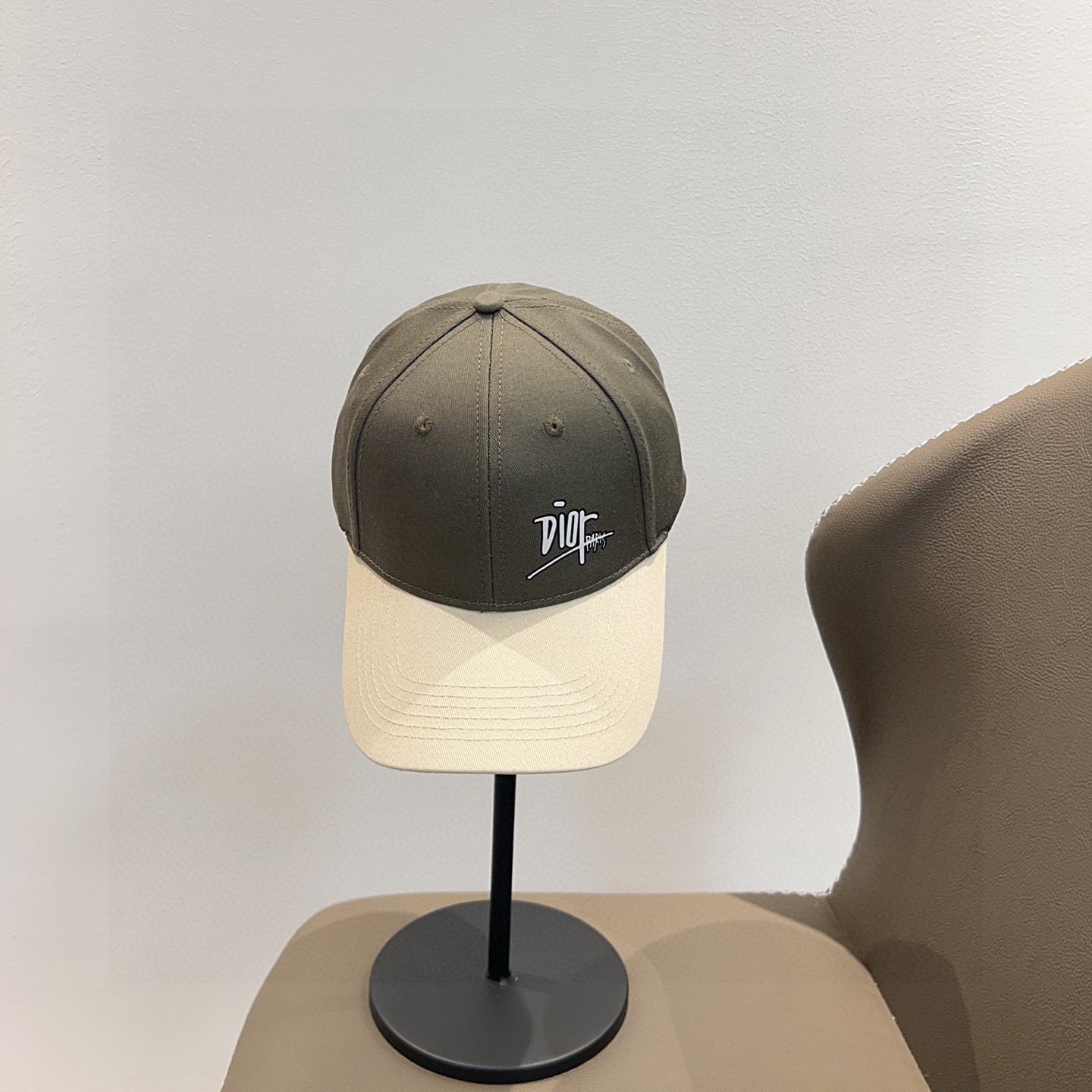 💛配防尘袋。【DIOR迪奥】2025新款拼接款简约棒球帽，专柜经典款，男女通用
