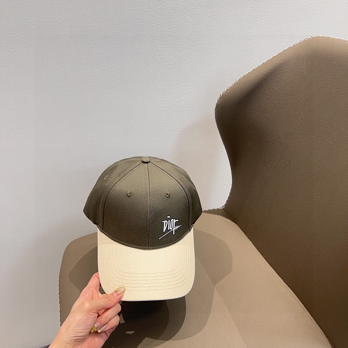 💛配防尘袋。【DIOR迪奥】2025新款拼接款简约棒球帽，专柜经典款，男女通用