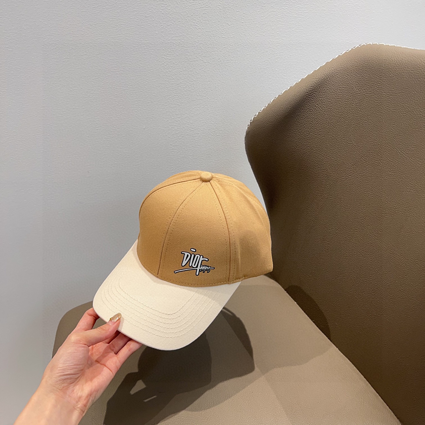 💛配防尘袋。【DIOR迪奥】2025新款拼接款简约棒球帽，专柜经典款，男女通用