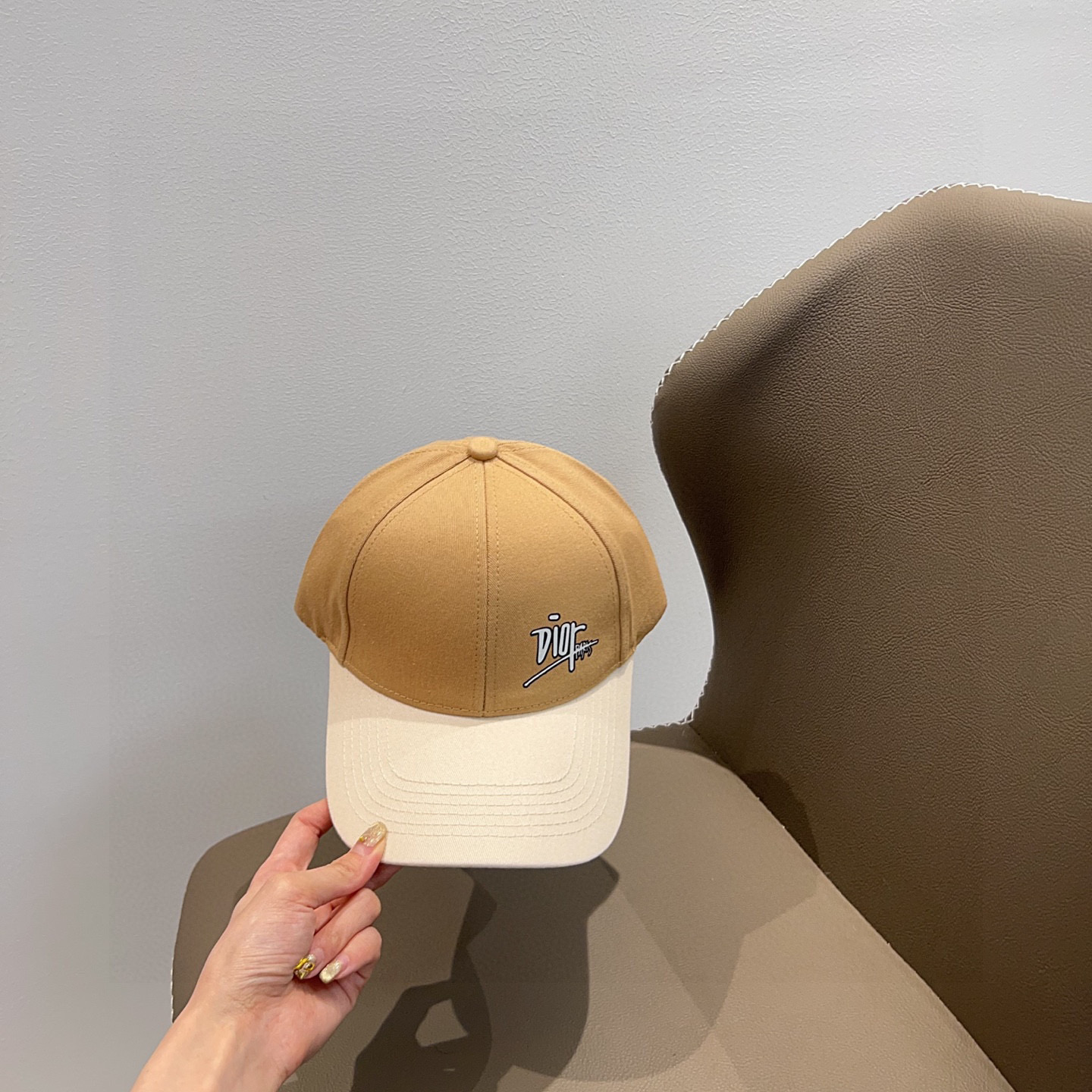 💛配防尘袋。【DIOR迪奥】2025新款拼接款简约棒球帽，专柜经典款，男女通用