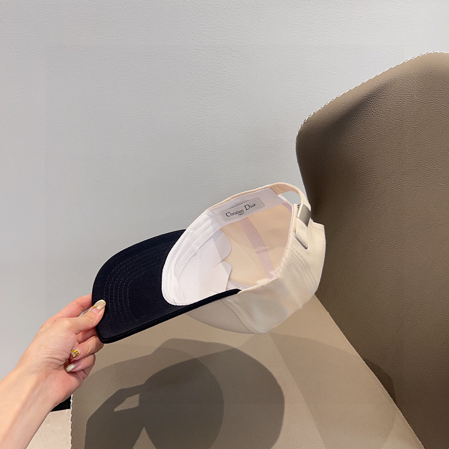 💛配防尘袋。【DIOR迪奥】2025新款拼接款简约棒球帽，专柜经典款，男女通用