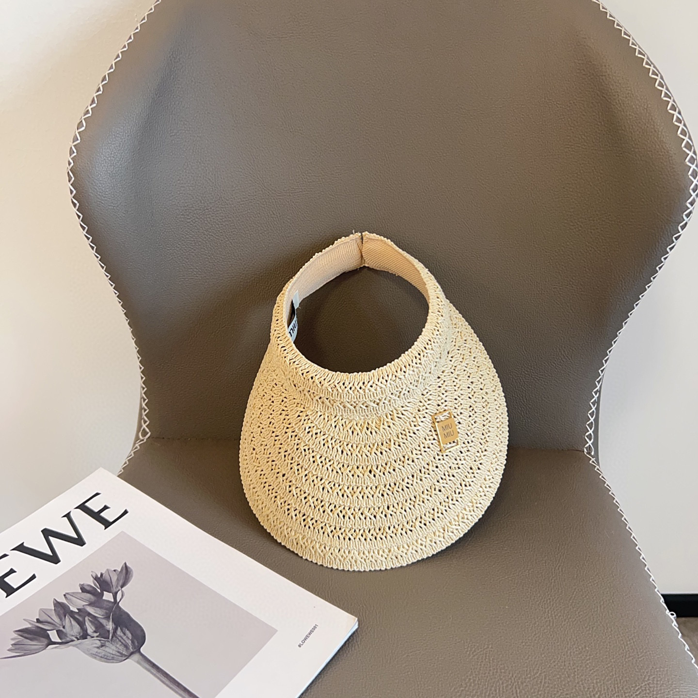 💛配防尘袋 【MIUMIU缪缪】2025新款草编度假风遮阳帽空顶帽，🔆遮阳百搭～休闲出街神器