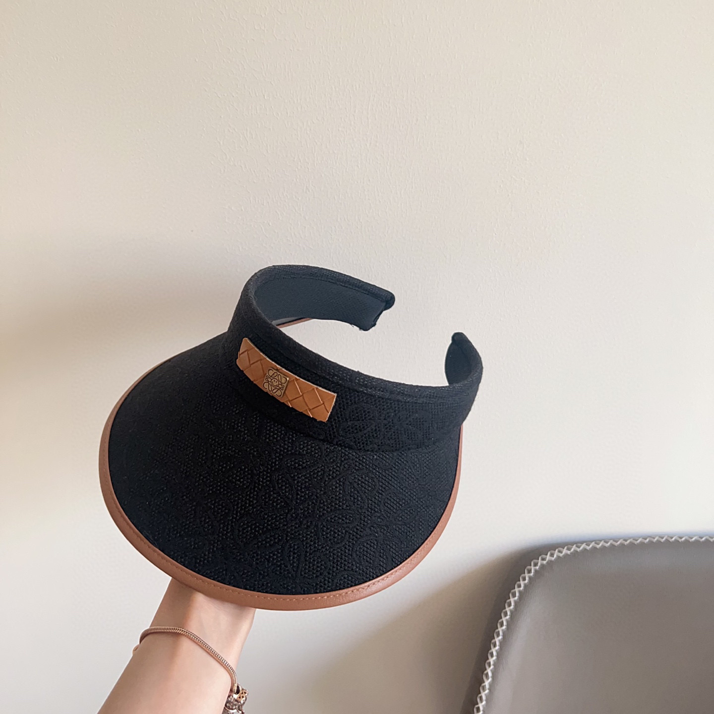 💛配防尘袋 【LOEWE罗意威】2025新款男女款大牌遮阳帽空顶帽，🔆遮阳百搭～休闲出街神器