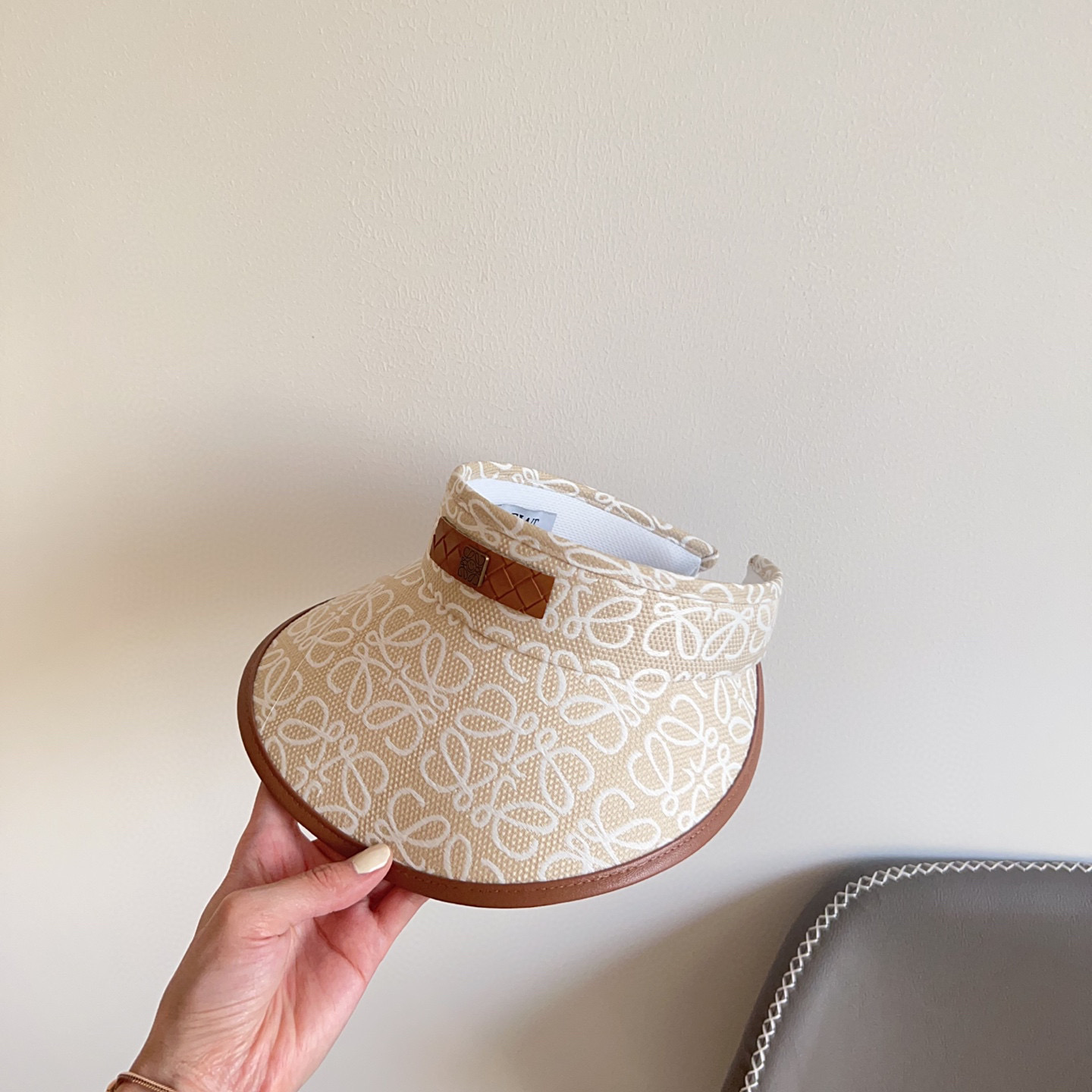 💛配防尘袋 【LOEWE罗意威】2025新款男女款大牌遮阳帽空顶帽，🔆遮阳百搭～休闲出街神器