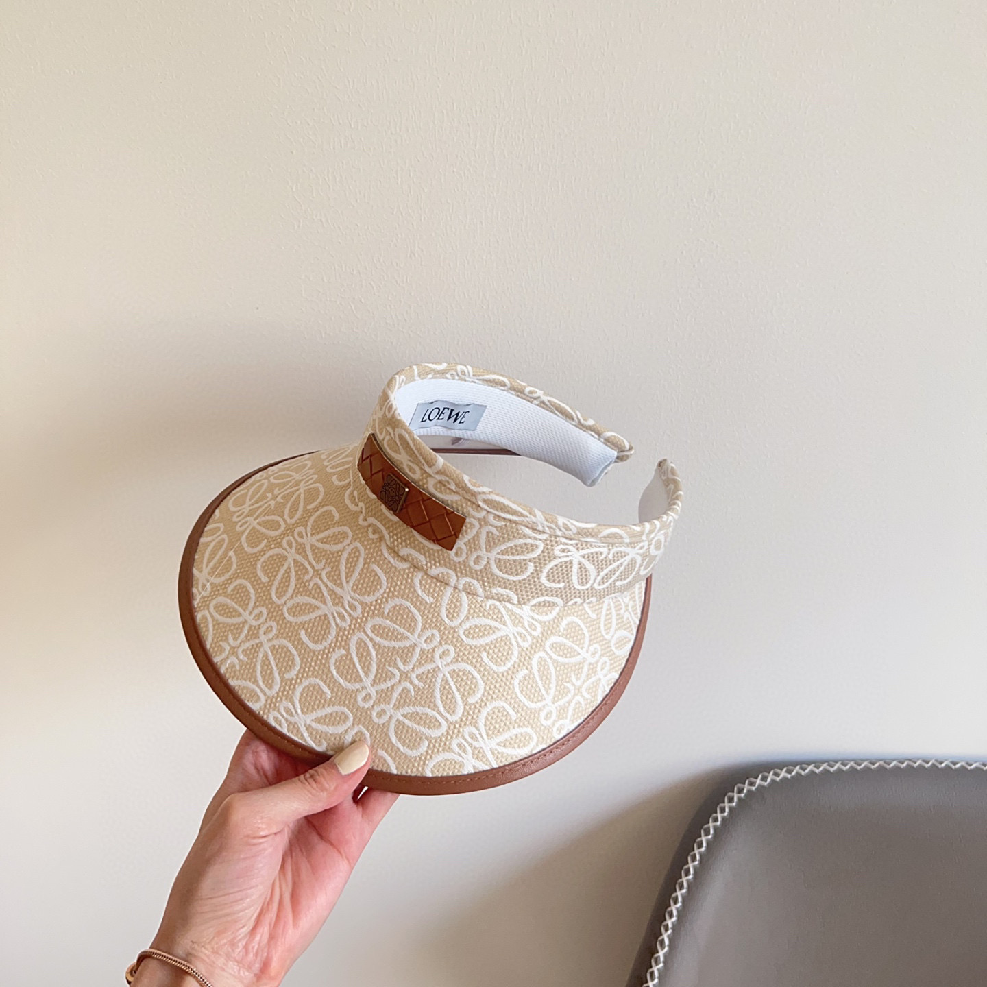 💛配防尘袋 【LOEWE罗意威】2025新款男女款大牌遮阳帽空顶帽，🔆遮阳百搭～休闲出街神器