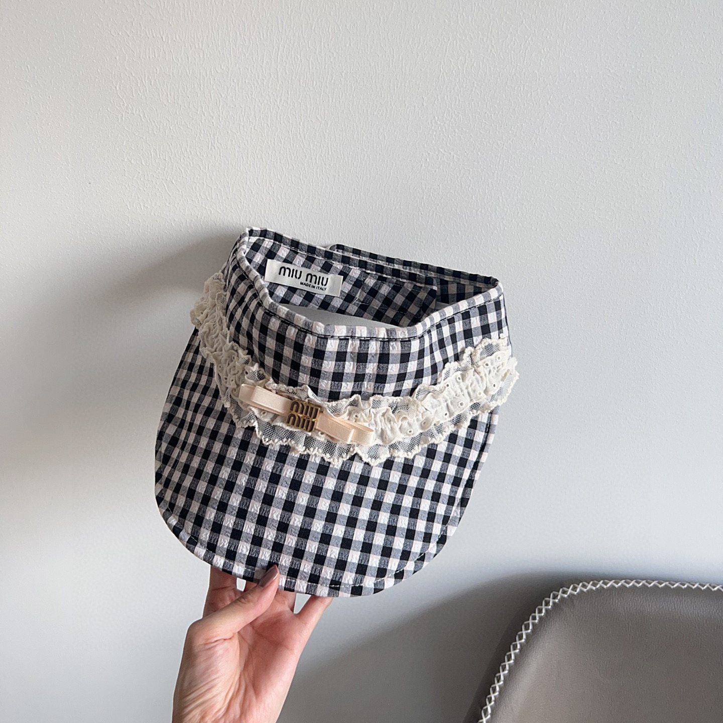 💛配防尘袋 【MIUMIU缪缪】2025新款独家度假风遮阳帽空顶帽，🔆遮阳百搭～休闲出街神器