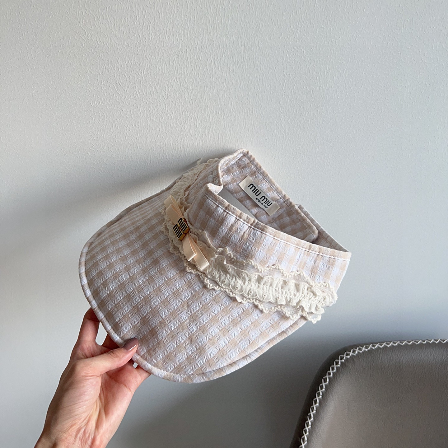 💛配防尘袋 【MIUMIU缪缪】2025新款独家度假风遮阳帽空顶帽，🔆遮阳百搭～休闲出街神器