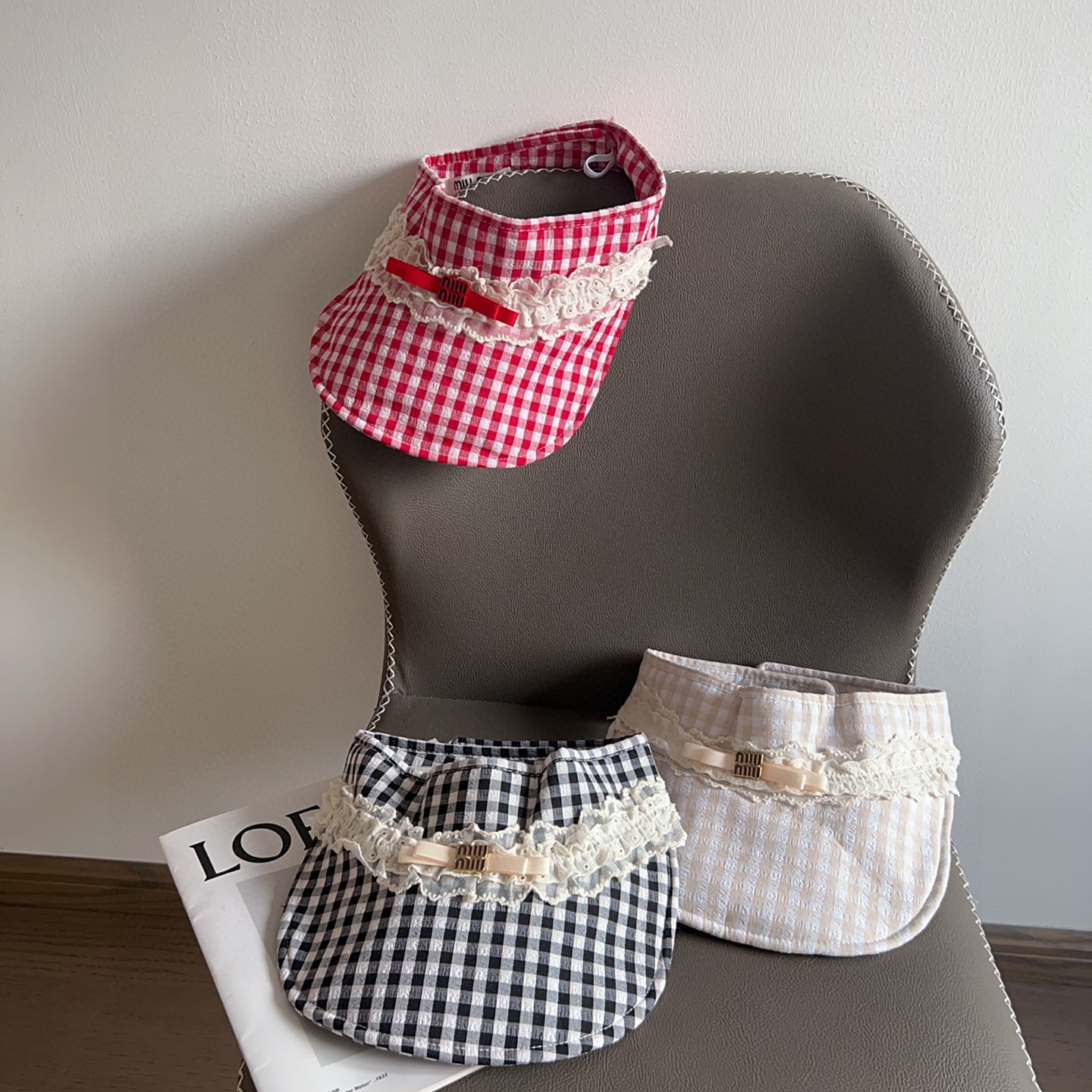 💛配防尘袋 【MIUMIU缪缪】2025新款独家度假风遮阳帽空顶帽，🔆遮阳百搭～休闲出街神器