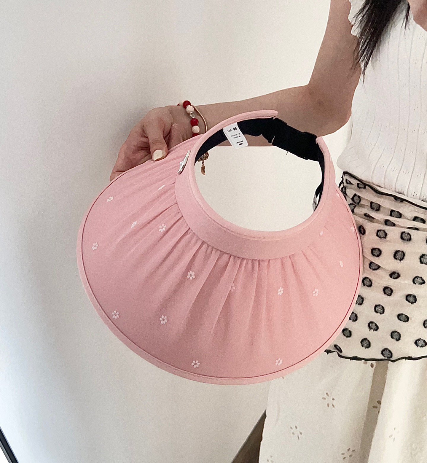 💛配防尘袋 【CHANEL香奈儿】2025新款独家款小香小花大沿遮阳帽空顶帽，🔆遮阳百搭～休闲出街神器