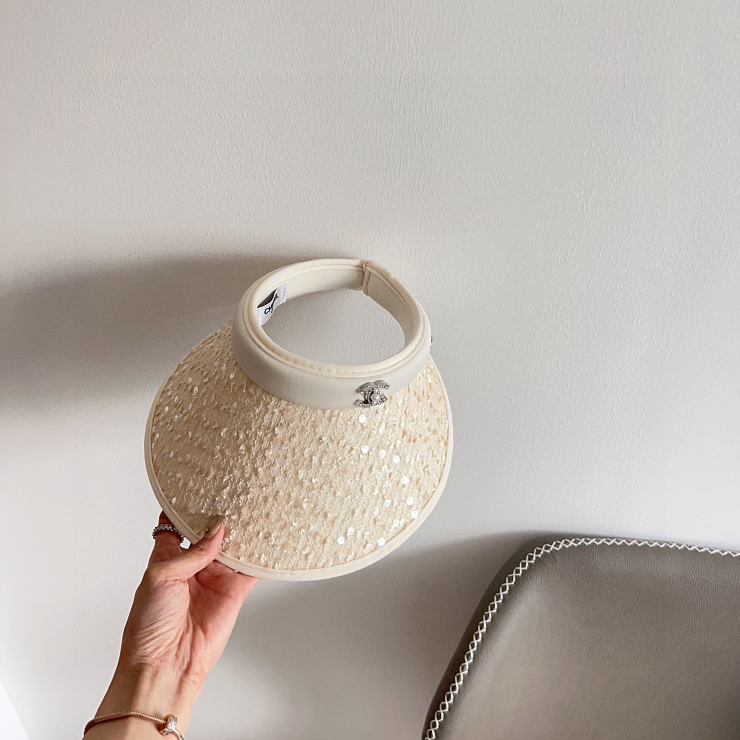 💛配防尘袋 【CHANEL香奈儿】2025新款独家款小香亮片遮阳帽空顶帽，🔆遮阳百搭～休闲出街神器