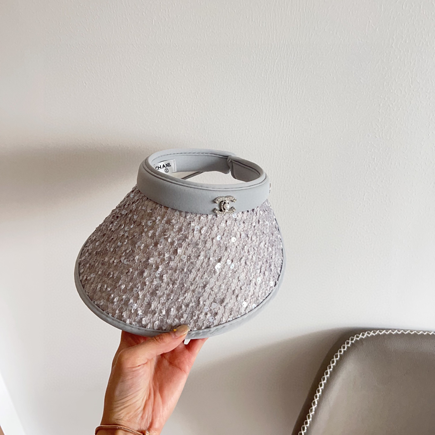 💛配防尘袋 【CHANEL香奈儿】2025新款独家款小香亮片遮阳帽空顶帽，🔆遮阳百搭～休闲出街神器