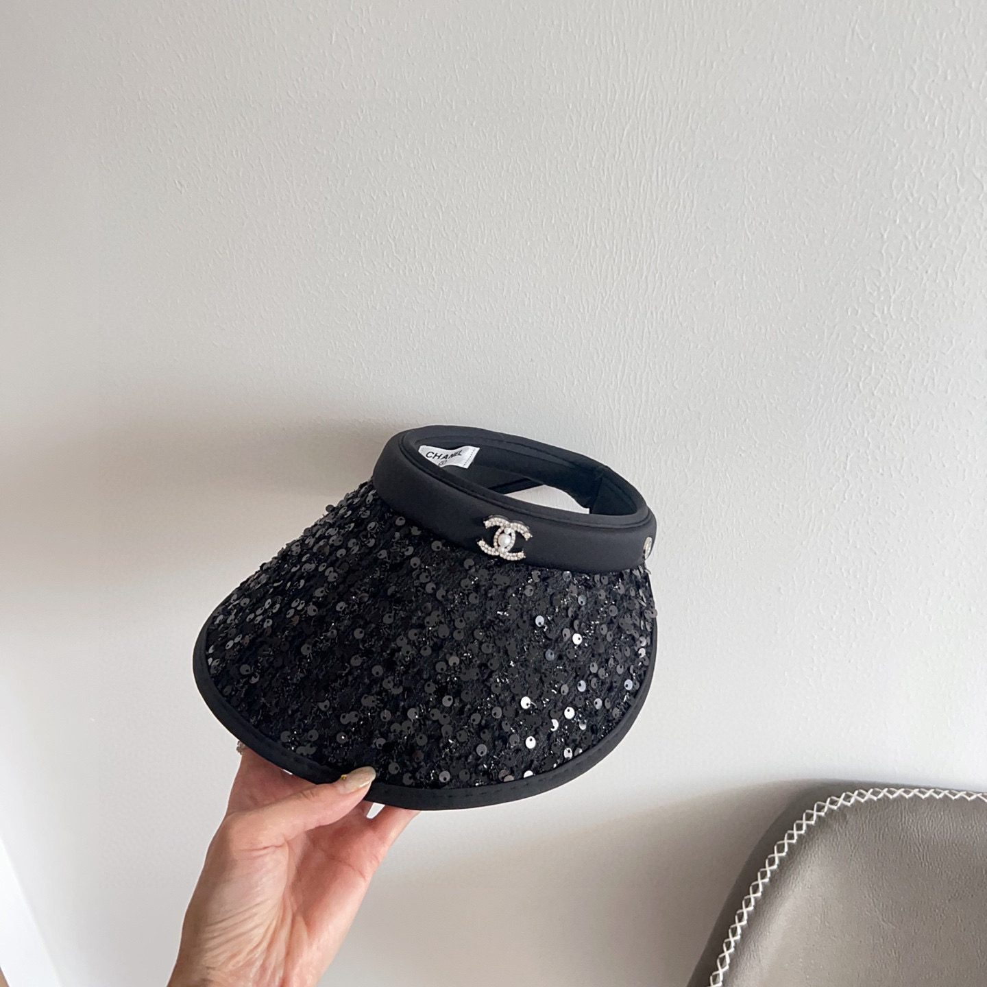 💛配防尘袋 【CHANEL香奈儿】2025新款独家款小香亮片遮阳帽空顶帽，🔆遮阳百搭～休闲出街神器