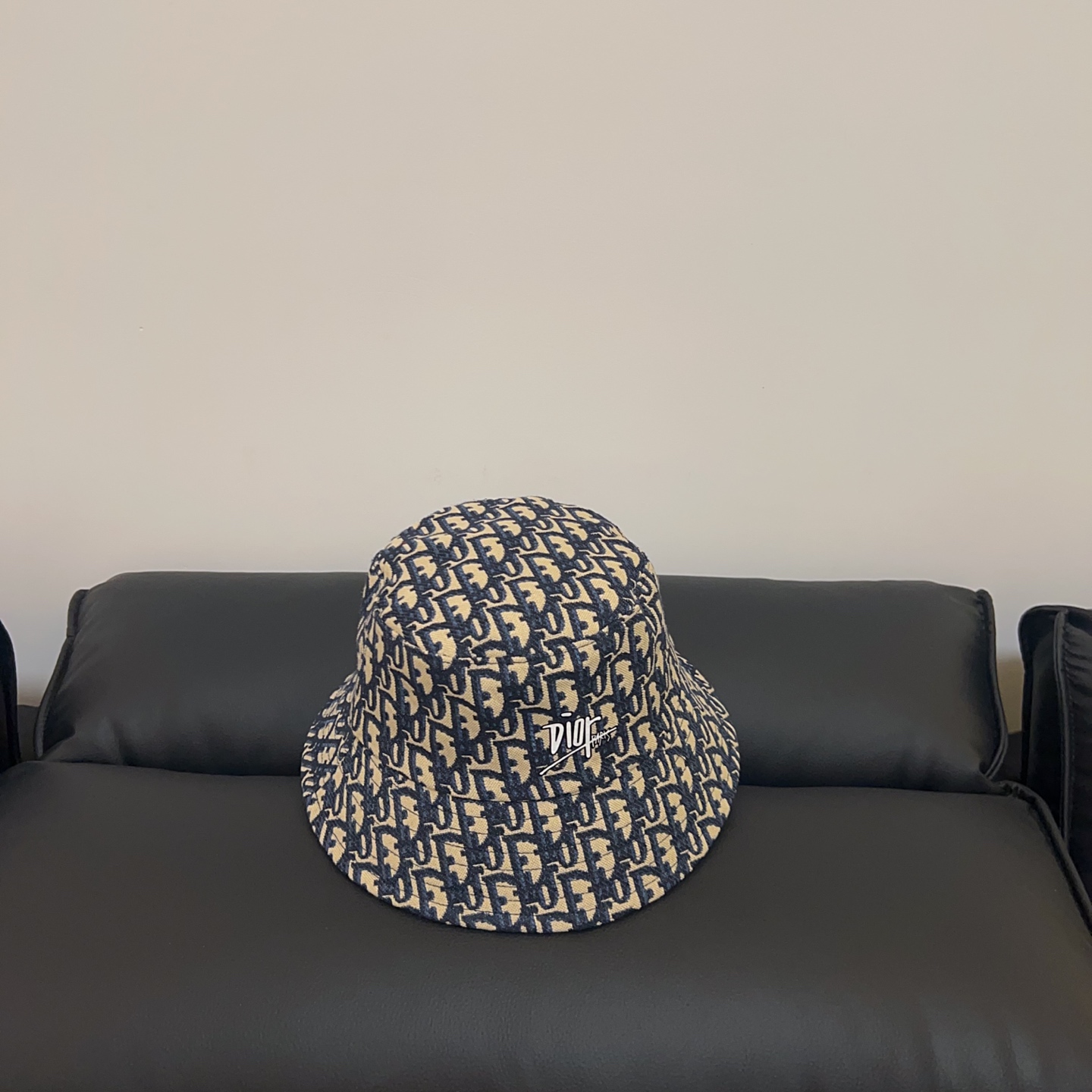 💛配防尘袋【DIOR迪奥】2025新款专柜大牌男女款简约渔夫帽，🔆百搭日常款～出街必备