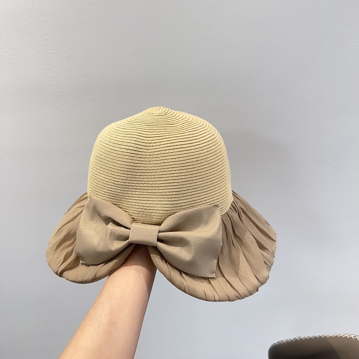 💛配防尘袋【CHANEL香奈儿】2025新款小香风褶皱不规则款渔夫帽，🔆度假百搭款～出街必备