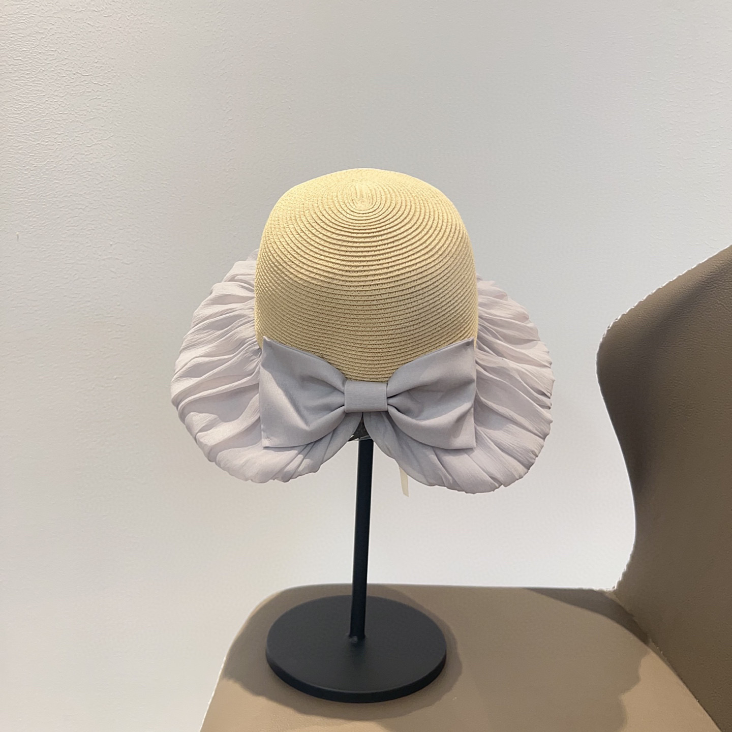 💛配防尘袋【CHANEL香奈儿】2025新款小香风褶皱不规则款渔夫帽，🔆度假百搭款～出街必备