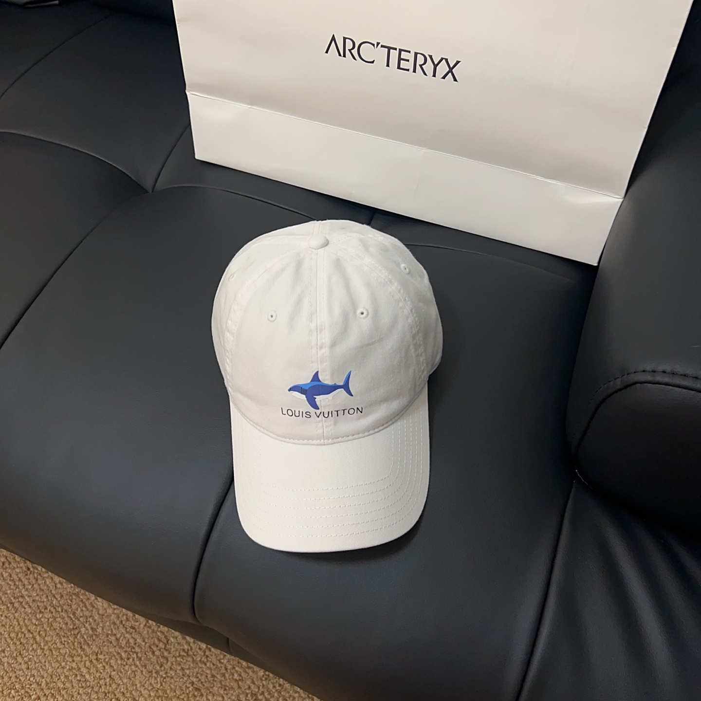 💛配防尘袋。【LV路易威登】2025新款图案简约棒球帽，男女款大牌出街～日常搭配