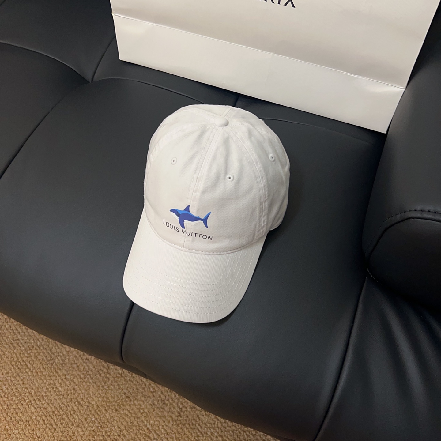 💛配防尘袋。【LV路易威登】2025新款图案简约棒球帽，男女款大牌出街～日常搭配
