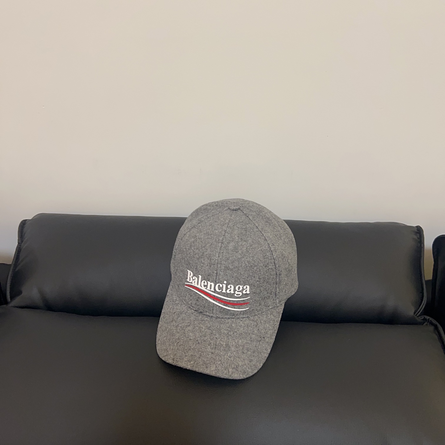 💛配防尘袋。【balenciaga 巴黎世家】2025秋冬新款羊绒棒球帽，男女款大牌出街～日常搭配