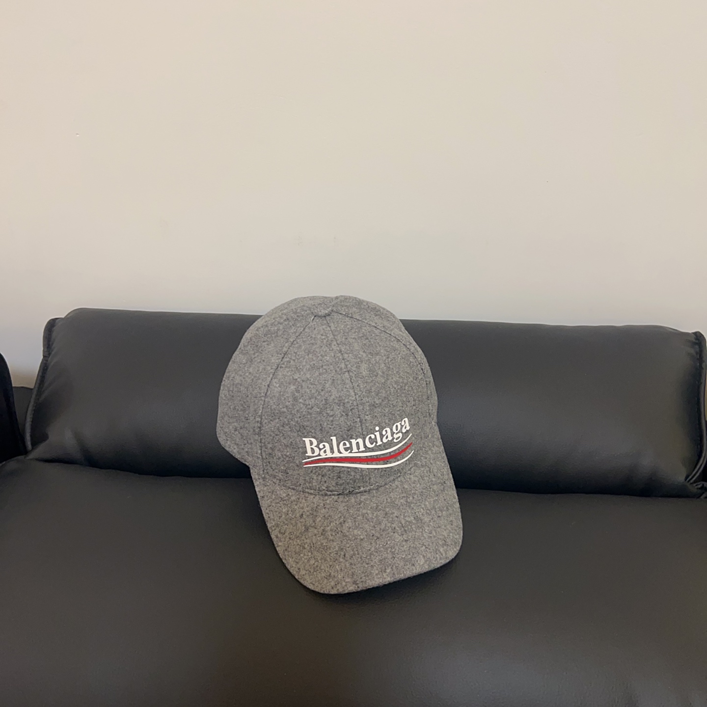 💛配防尘袋。【balenciaga 巴黎世家】2025秋冬新款羊绒棒球帽，男女款大牌出街～日常搭配