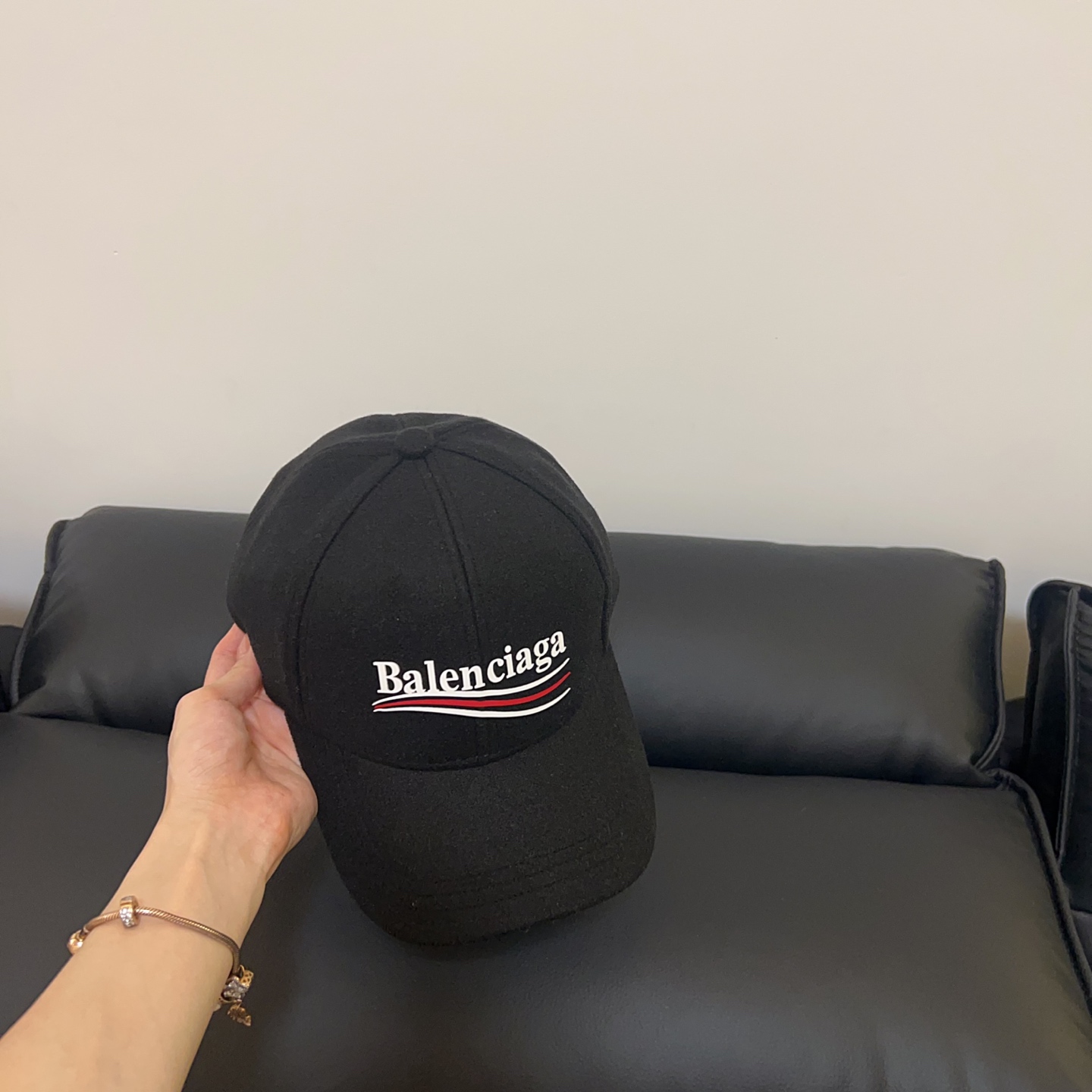 💛配防尘袋。【balenciaga 巴黎世家】2025秋冬新款羊绒棒球帽，男女款大牌出街～日常搭配