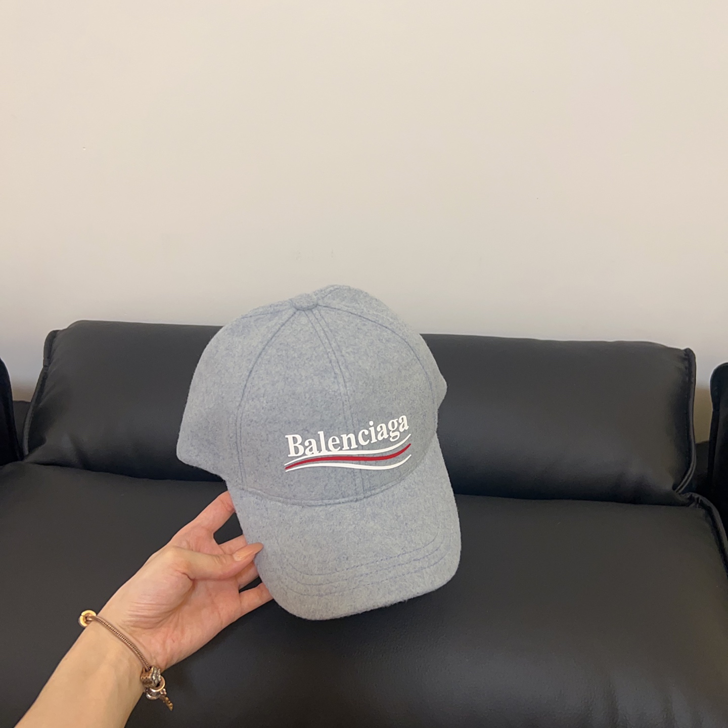 💛配防尘袋。【balenciaga 巴黎世家】2025秋冬新款羊绒棒球帽，男女款大牌出街～日常搭配