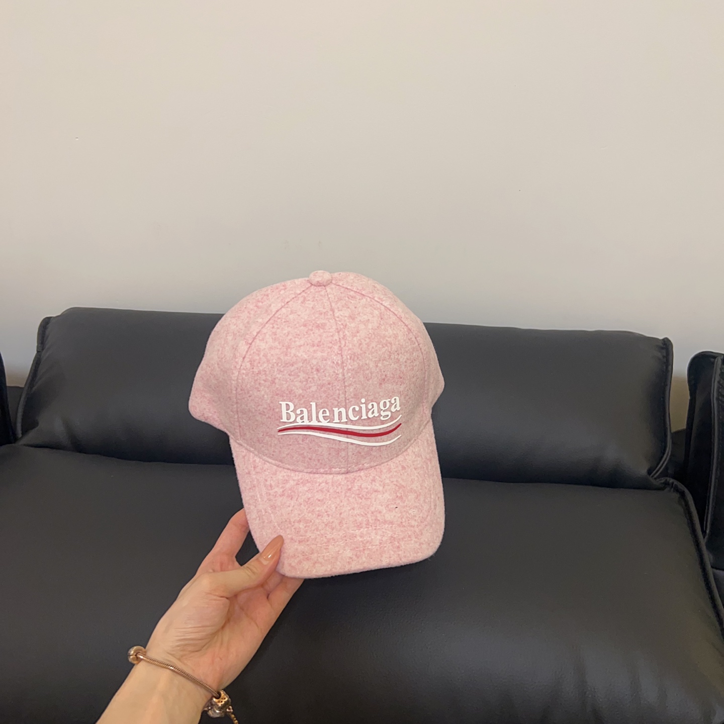 💛配防尘袋。【balenciaga 巴黎世家】2025秋冬新款羊绒棒球帽，男女款大牌出街～日常搭配