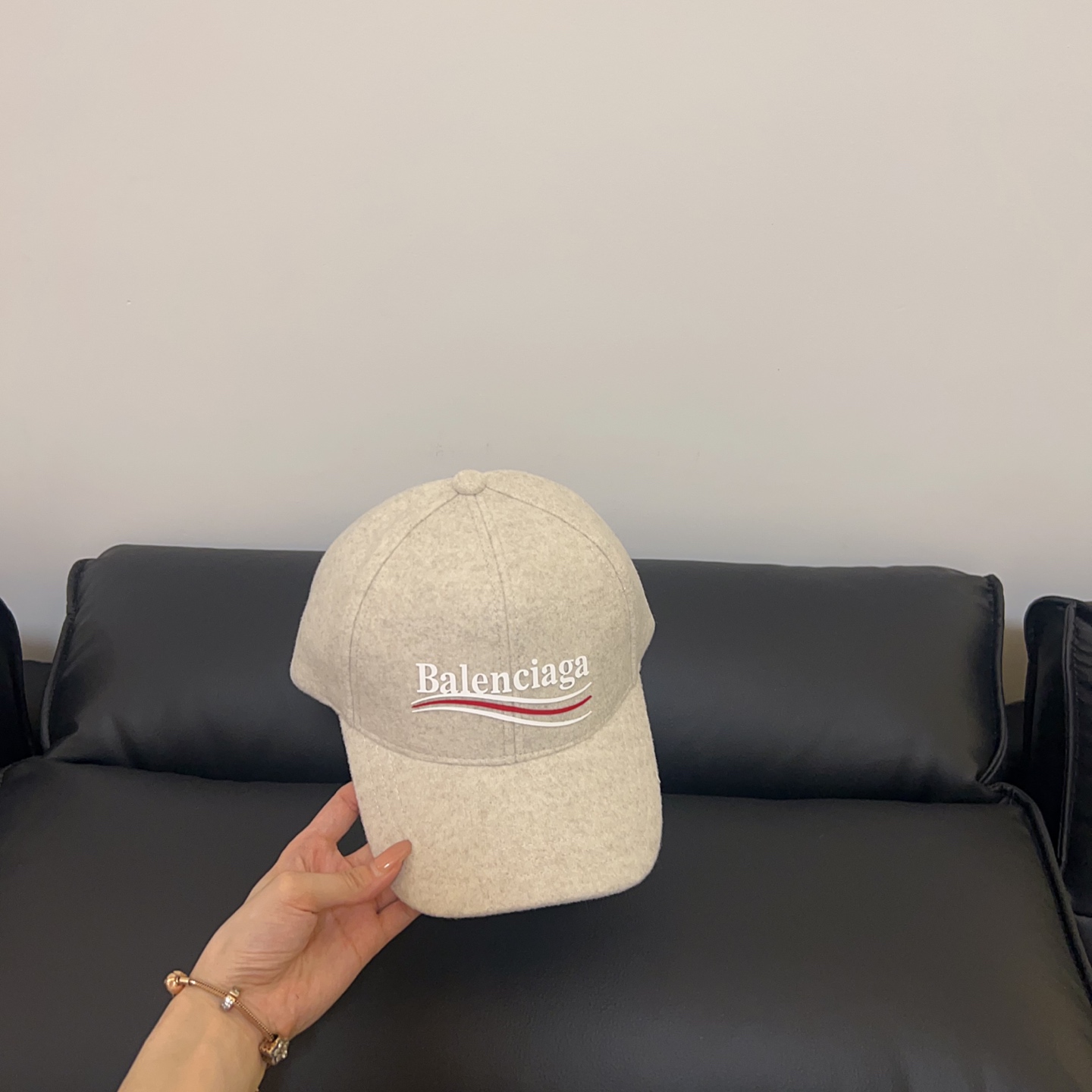 💛配防尘袋。【balenciaga 巴黎世家】2025秋冬新款羊绒棒球帽，男女款大牌出街～日常搭配