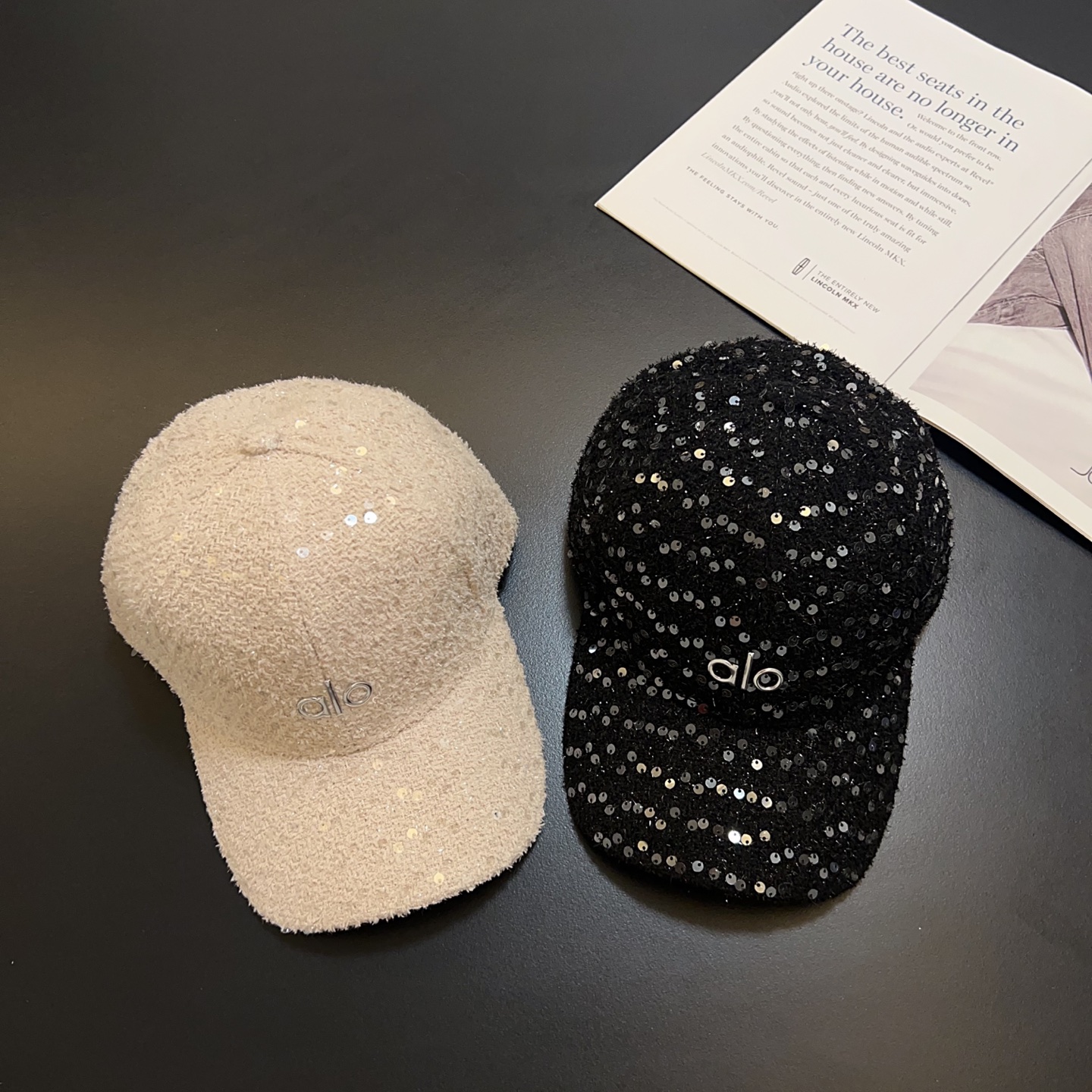 💛配防尘袋。【alo】2025秋冬新款亮片羊绒棒球帽，男女款大牌出街～日常搭配