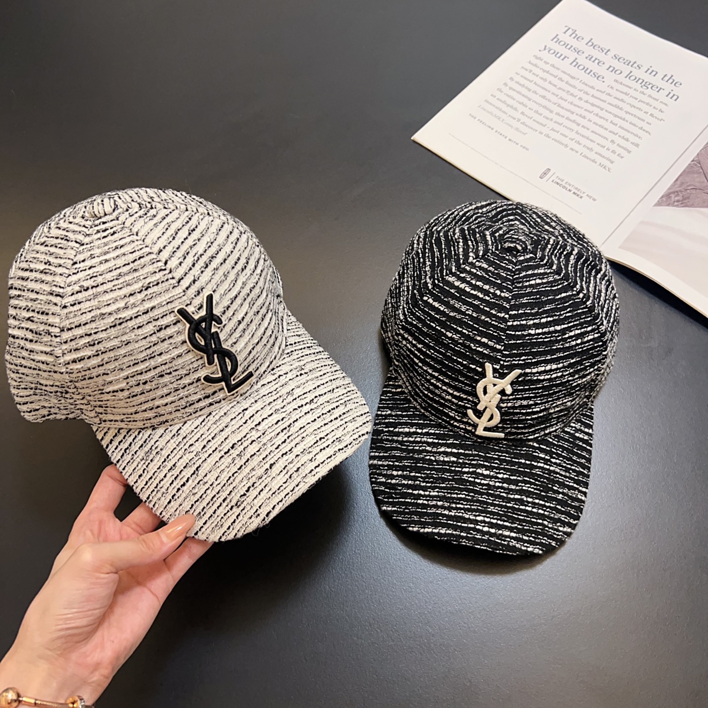 💛配防尘袋。【YSL圣罗兰】2025秋冬新款条纹羊绒棒球帽，男女款大牌出街～日常搭配