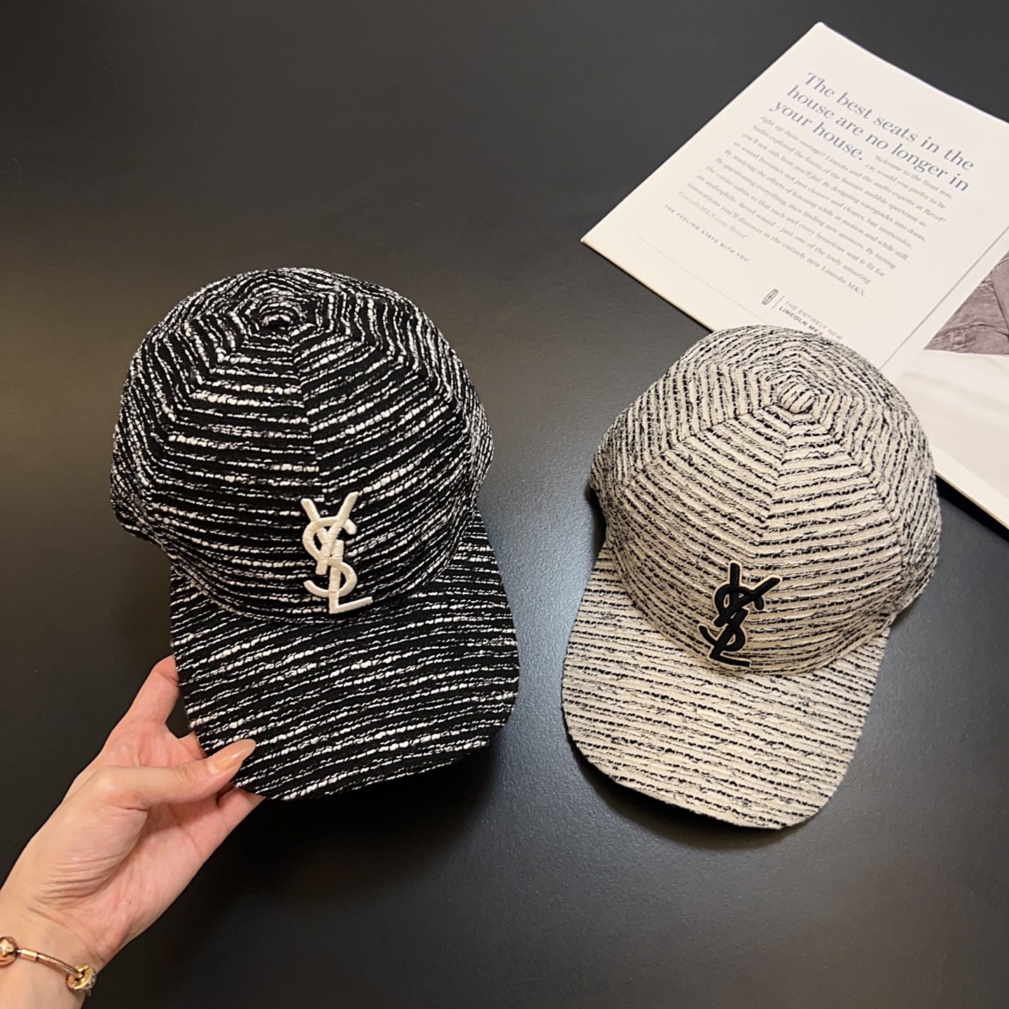 💛配防尘袋。【YSL圣罗兰】2025秋冬新款条纹羊绒棒球帽，男女款大牌出街～日常搭配