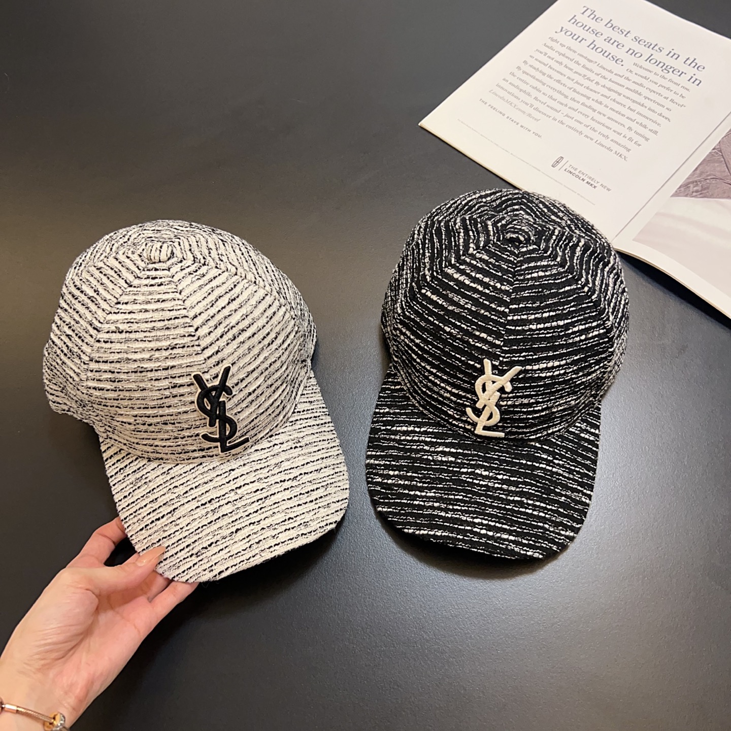💛配防尘袋。【YSL圣罗兰】2025秋冬新款条纹羊绒棒球帽，男女款大牌出街～日常搭配