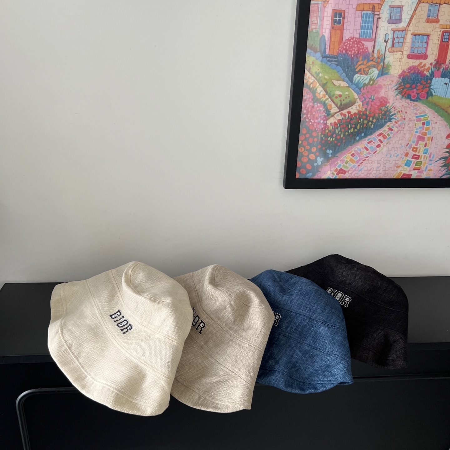 💛配防尘袋【Dior迪奥】2025新款棉麻不规则款渔夫帽
独特设计～日系简约的一款