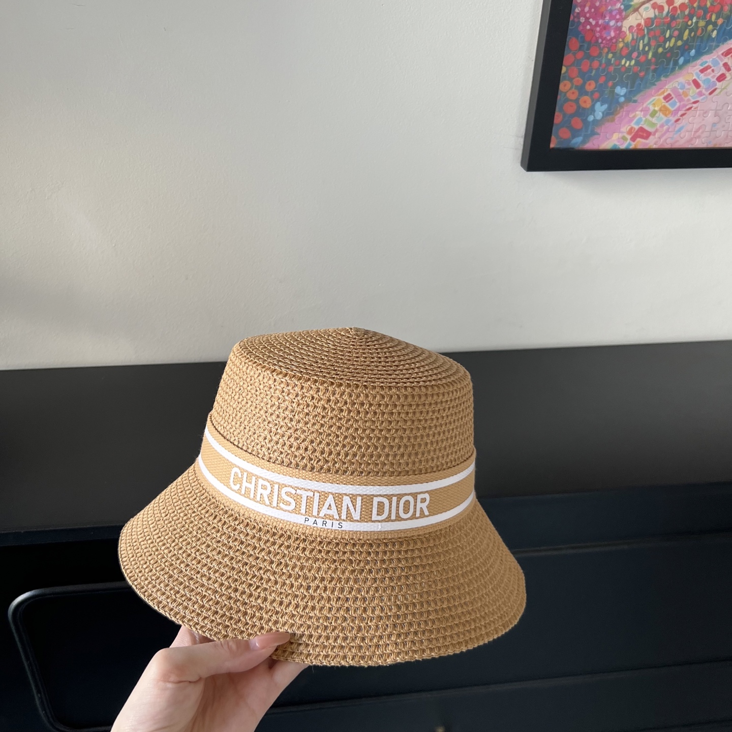 💛配防尘袋.  【DIOR迪奥】2025新款大牌织带百搭盆帽草帽，出街日常单品