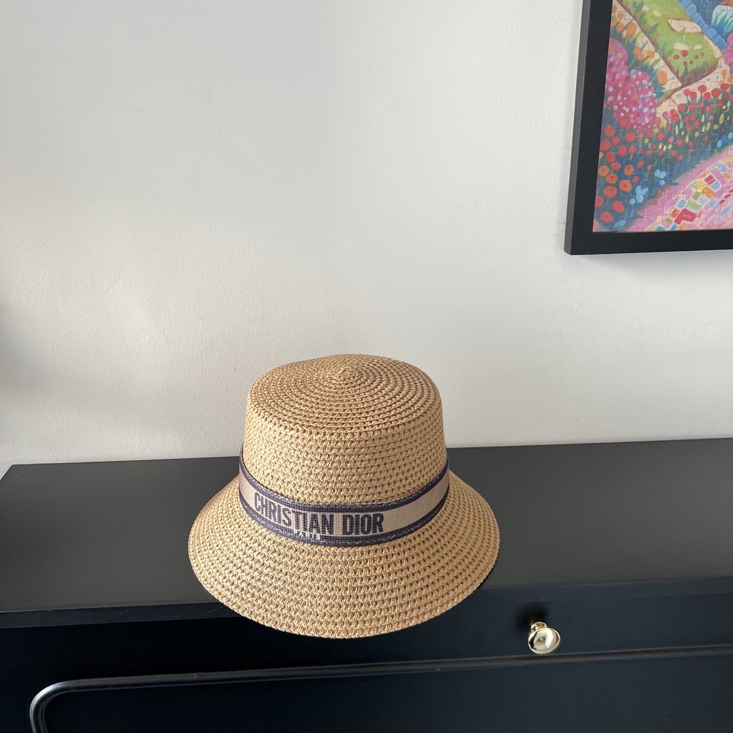 💛配防尘袋.  【DIOR迪奥】2025新款大牌织带百搭盆帽草帽，出街日常单品