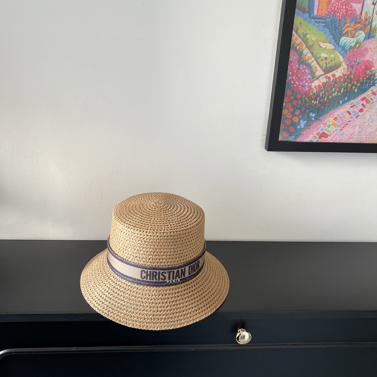 💛配防尘袋.  【DIOR迪奥】2025新款大牌织带百搭盆帽草帽，出街日常单品