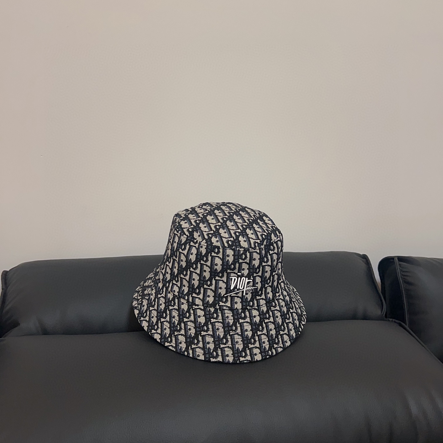 💛配防尘袋【DIOR迪奥】2025新款专柜大牌男女款简约渔夫帽，🔆百搭日常款～出街必备