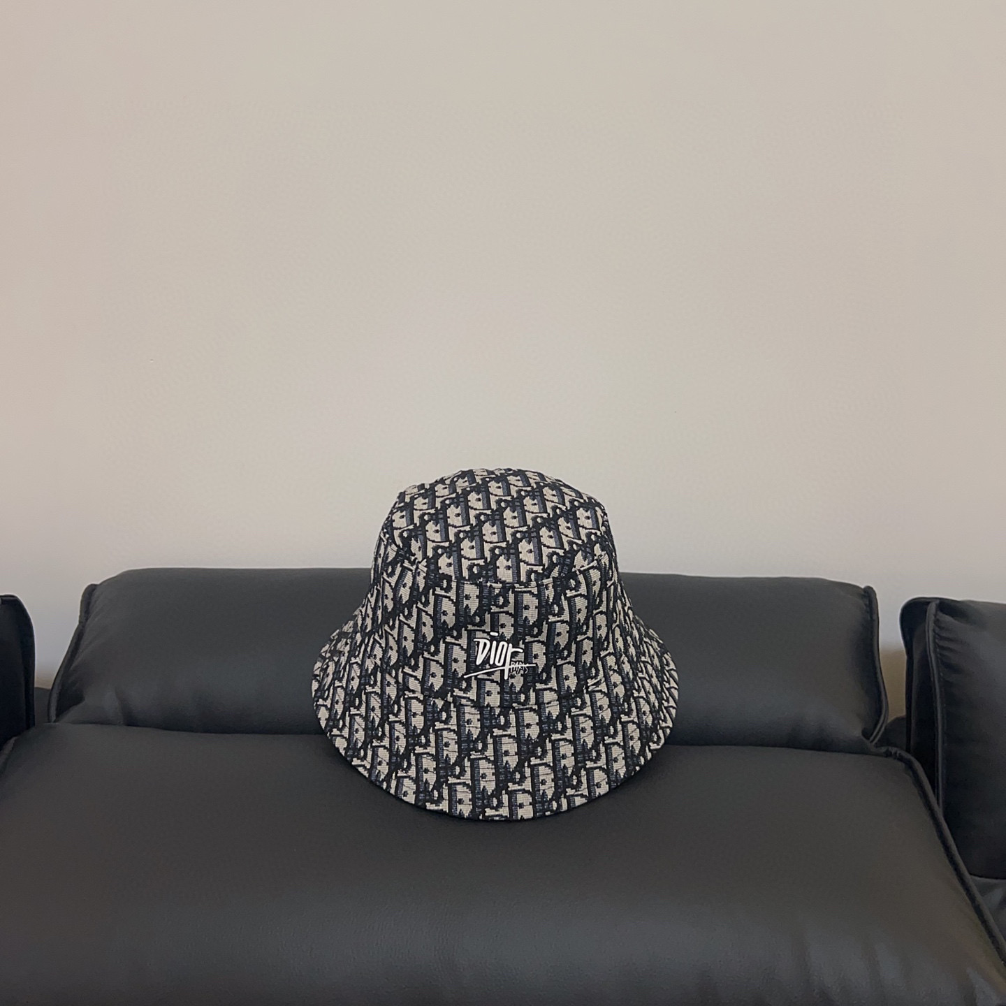 💛配防尘袋【DIOR迪奥】2025新款专柜大牌男女款简约渔夫帽，🔆百搭日常款～出街必备