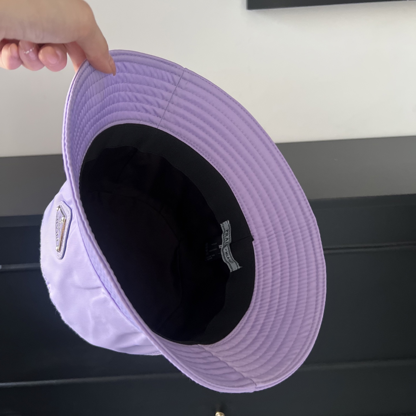 💛配防尘袋【PRADA普拉达】2025新款专柜大牌尼龙简约渔夫帽，🔆百搭日常款～出街必备