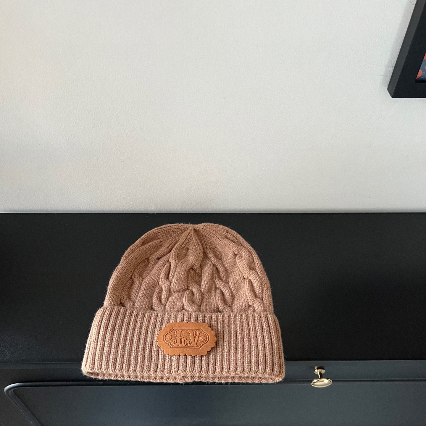 💛配防尘袋。【lv路易威登】2025新款麻花男女精致款针织毛线帽，时尚简约#保暖款