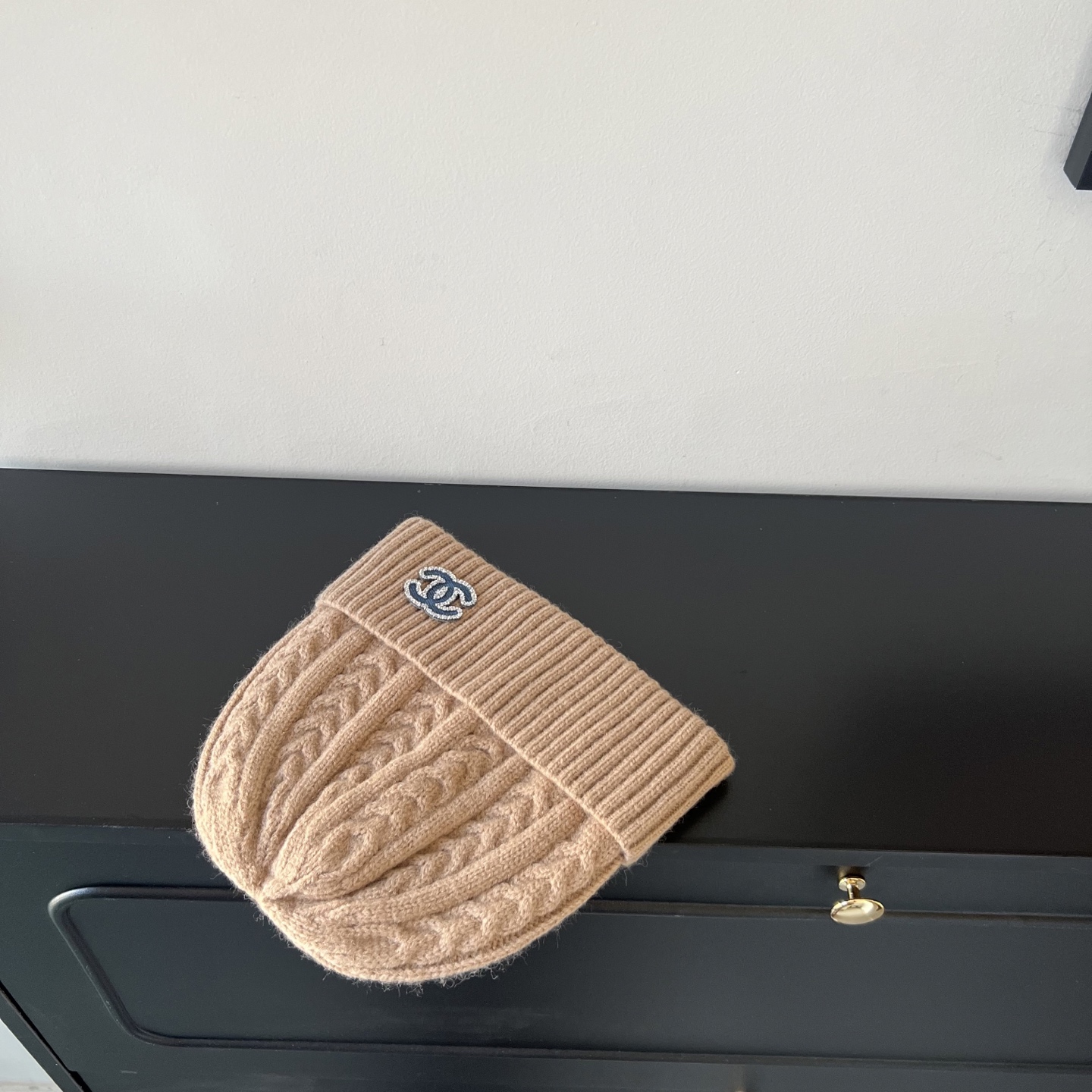 💛配防尘袋。【CHANEL香奈儿】2025新款小香风麻花针织毛线帽，独家新款～韩版针织单品