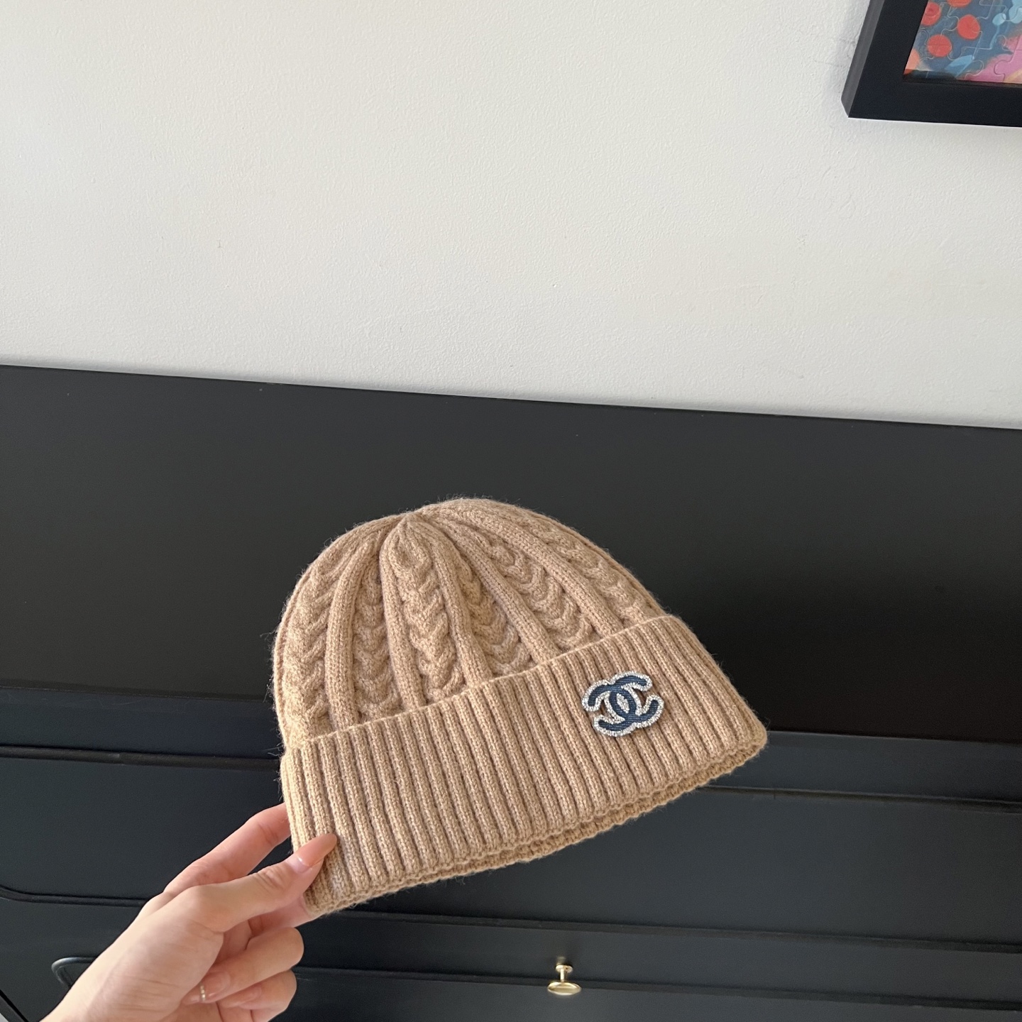 💛配防尘袋。【CHANEL香奈儿】2025新款小香风麻花针织毛线帽，独家新款～韩版针织单品