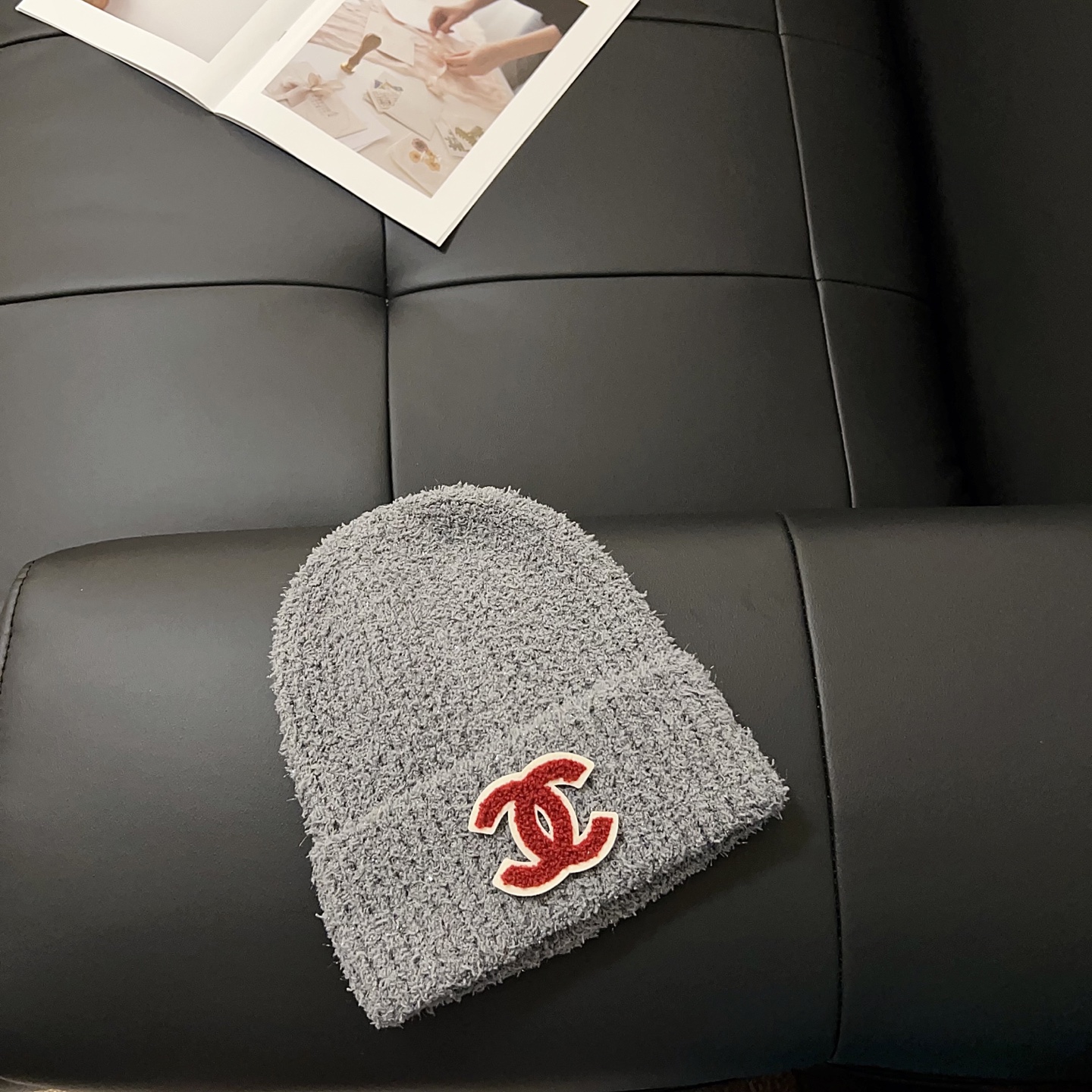 💛配防尘袋。【CHANEL香奈儿】2025新款小香风亮丝毛线帽，独家新款～韩版针织单品