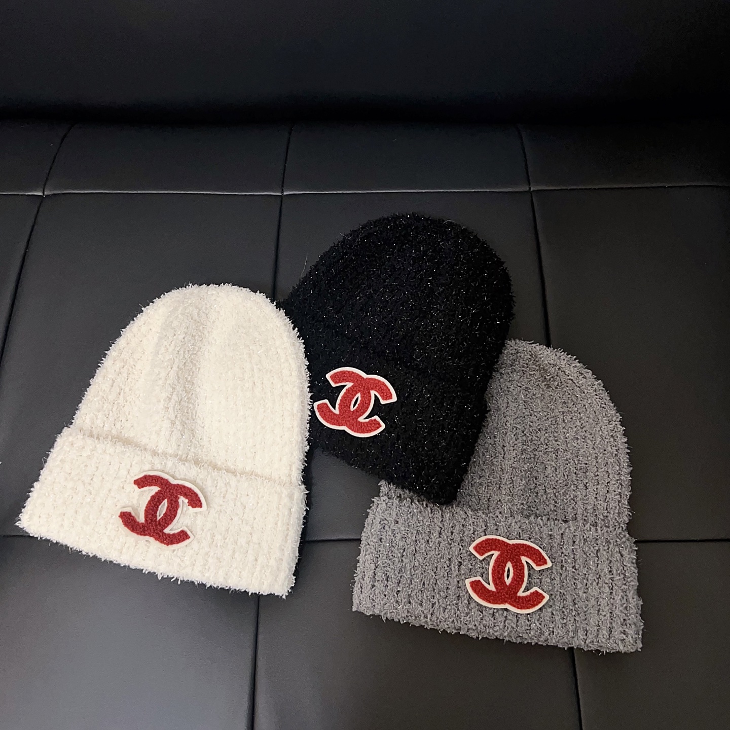 💛配防尘袋。【CHANEL香奈儿】2025新款小香风亮丝毛线帽，独家新款～韩版针织单品