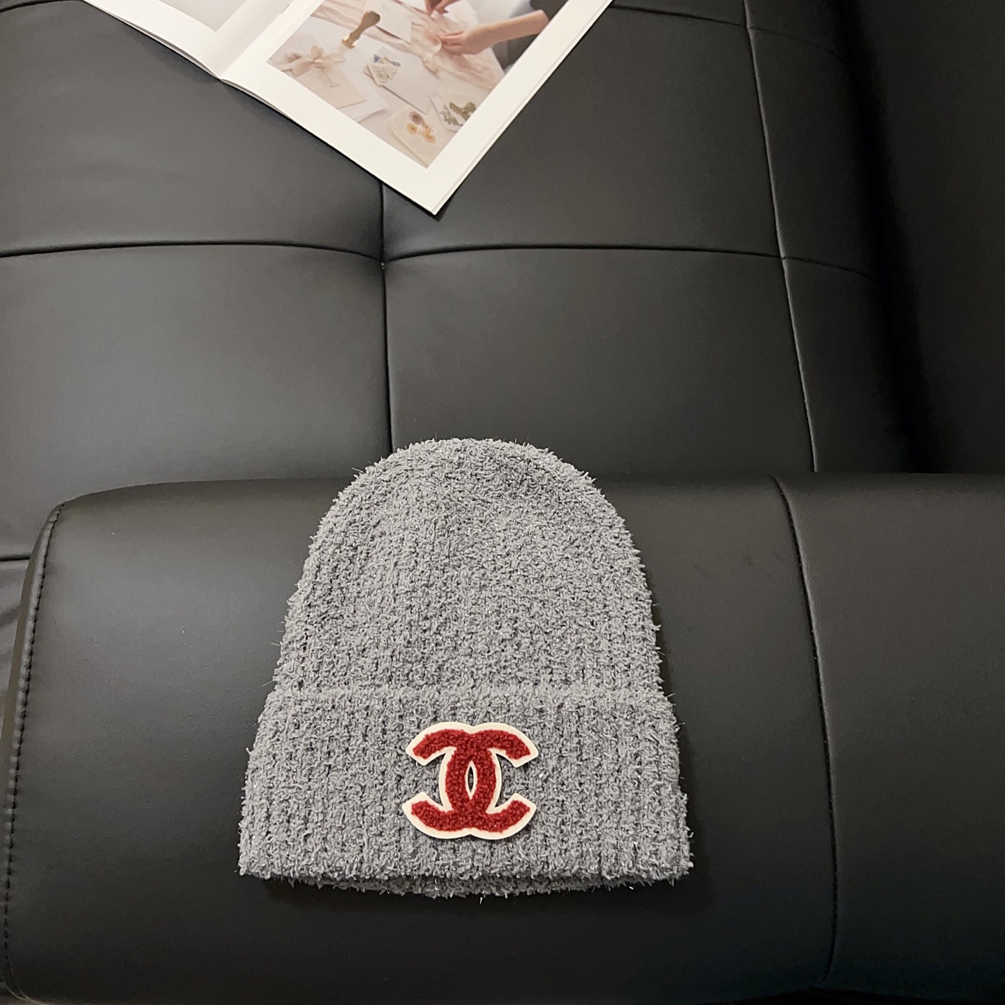 💛配防尘袋。【CHANEL香奈儿】2025新款小香风亮丝毛线帽，独家新款～韩版针织单品