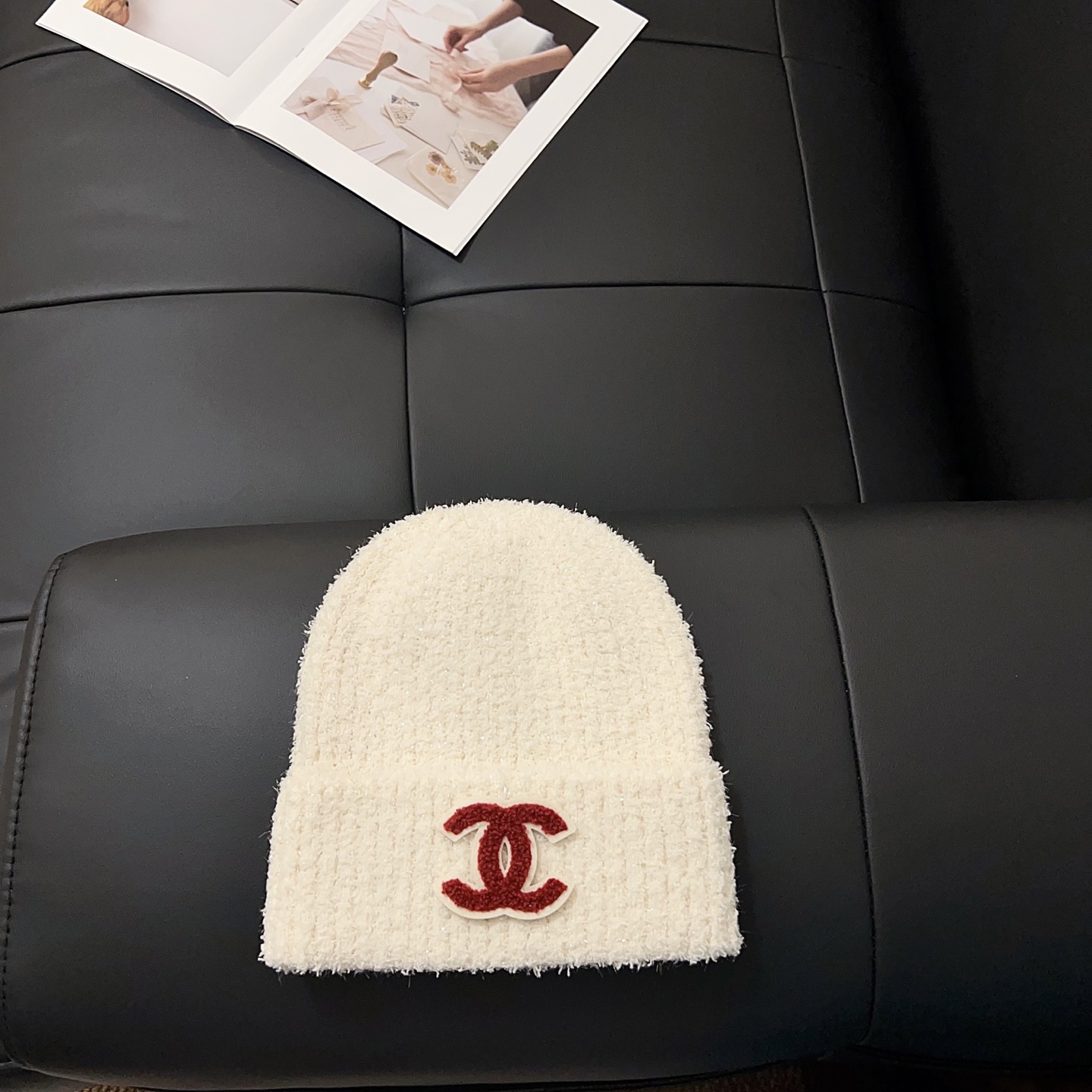 NO:365277,Special offer with dust bag. [CHANEL Chanel] 2025 new small fragrant style bright silk wool hat, exclusive new style~ Korean version knitted single product hat Fisherman hat Baseball hat Knitted hat, hat, chanel, chanel, espadrilles, hats特价配防尘袋.【CHANEL香奈儿】2025新款小香风亮丝毛线帽,独家新款～韩版针织单品帽子渔夫帽棒球帽针织帽,帽子,chanel,chanel,espadrilles,hats,hat