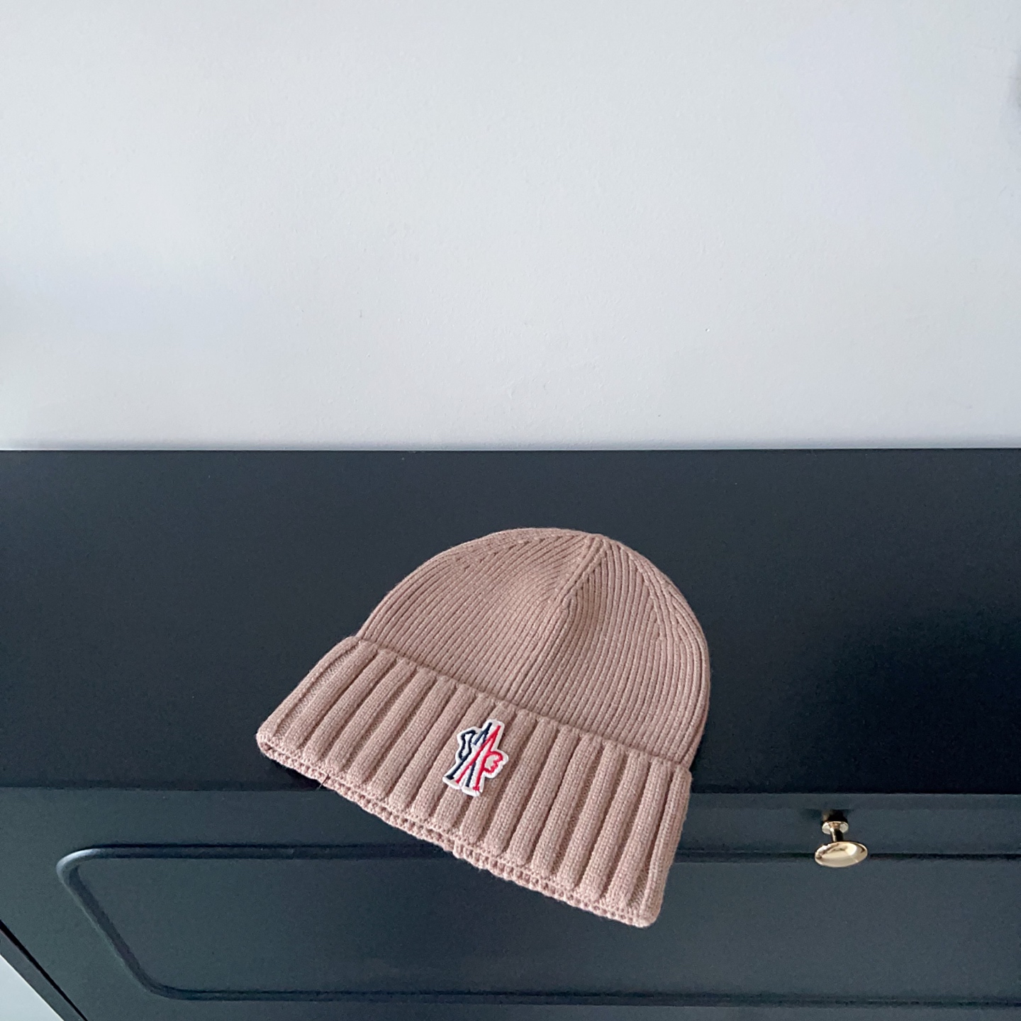 💛配防尘袋。【MONCLER蒙口】2025新款男女款针织毛线帽，独家新款～韩版单品