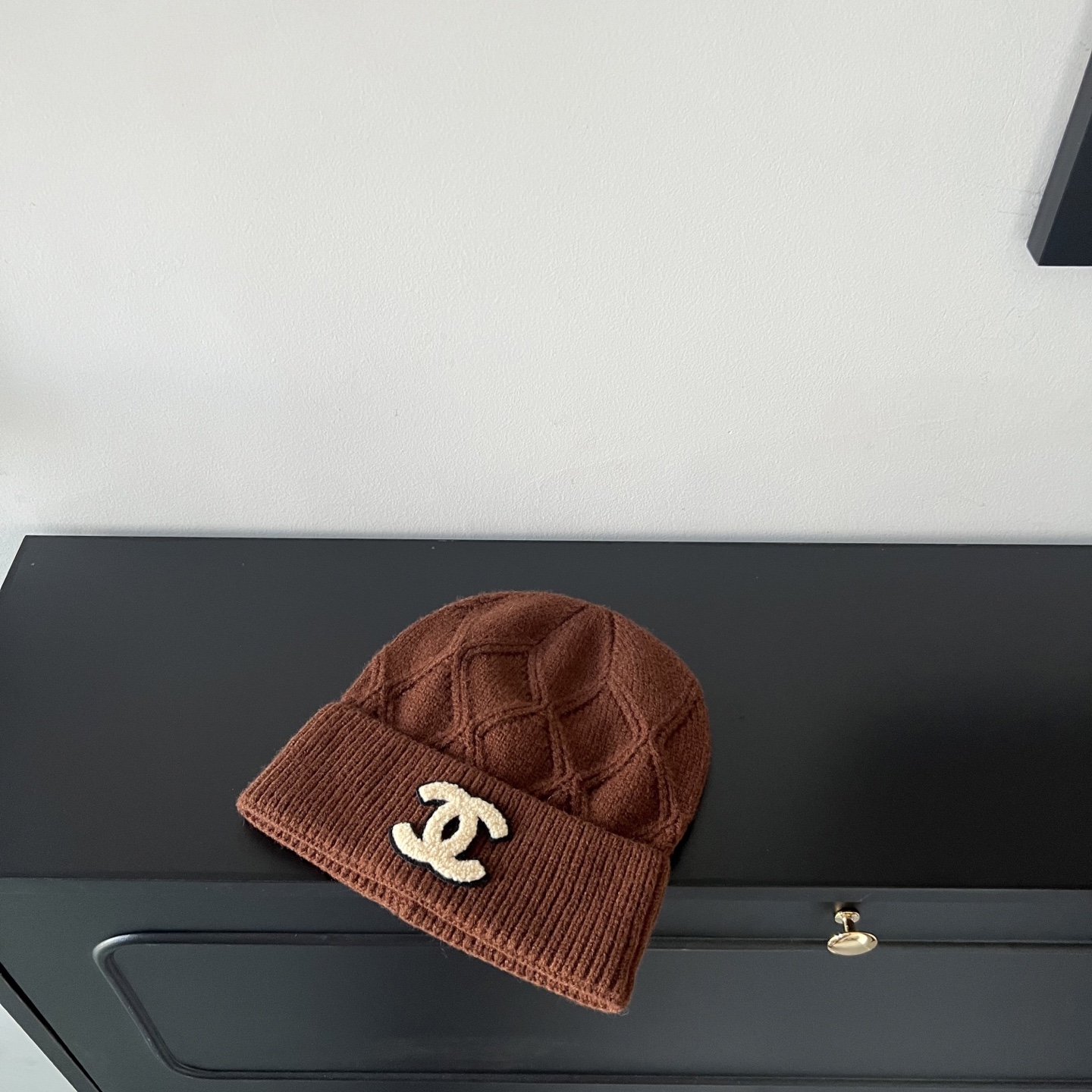 💛配防尘袋。【CHANEL香奈儿】2025新款男女款针织毛线帽，独家新款～韩版单品